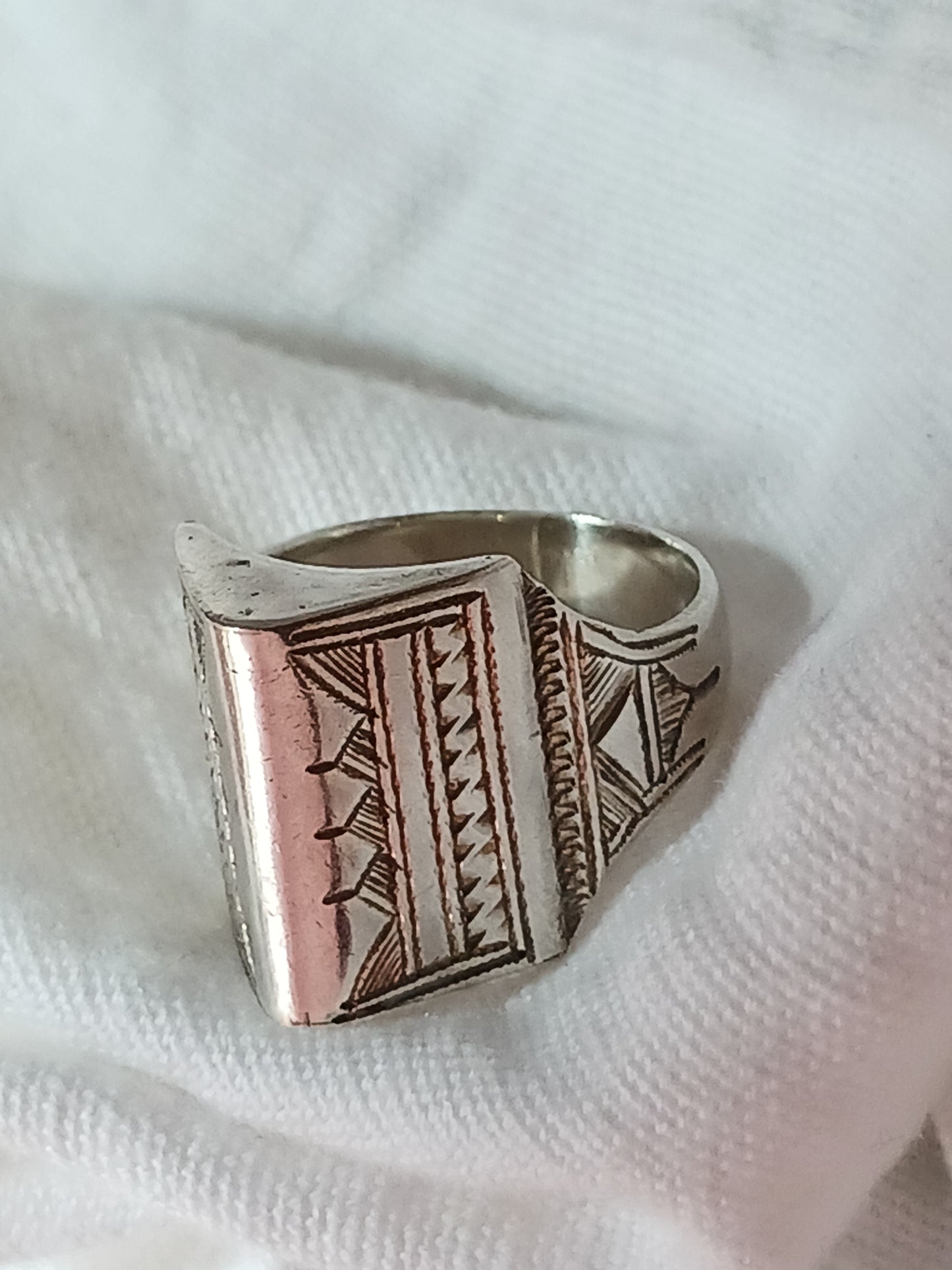 Bague touareg en argent massif