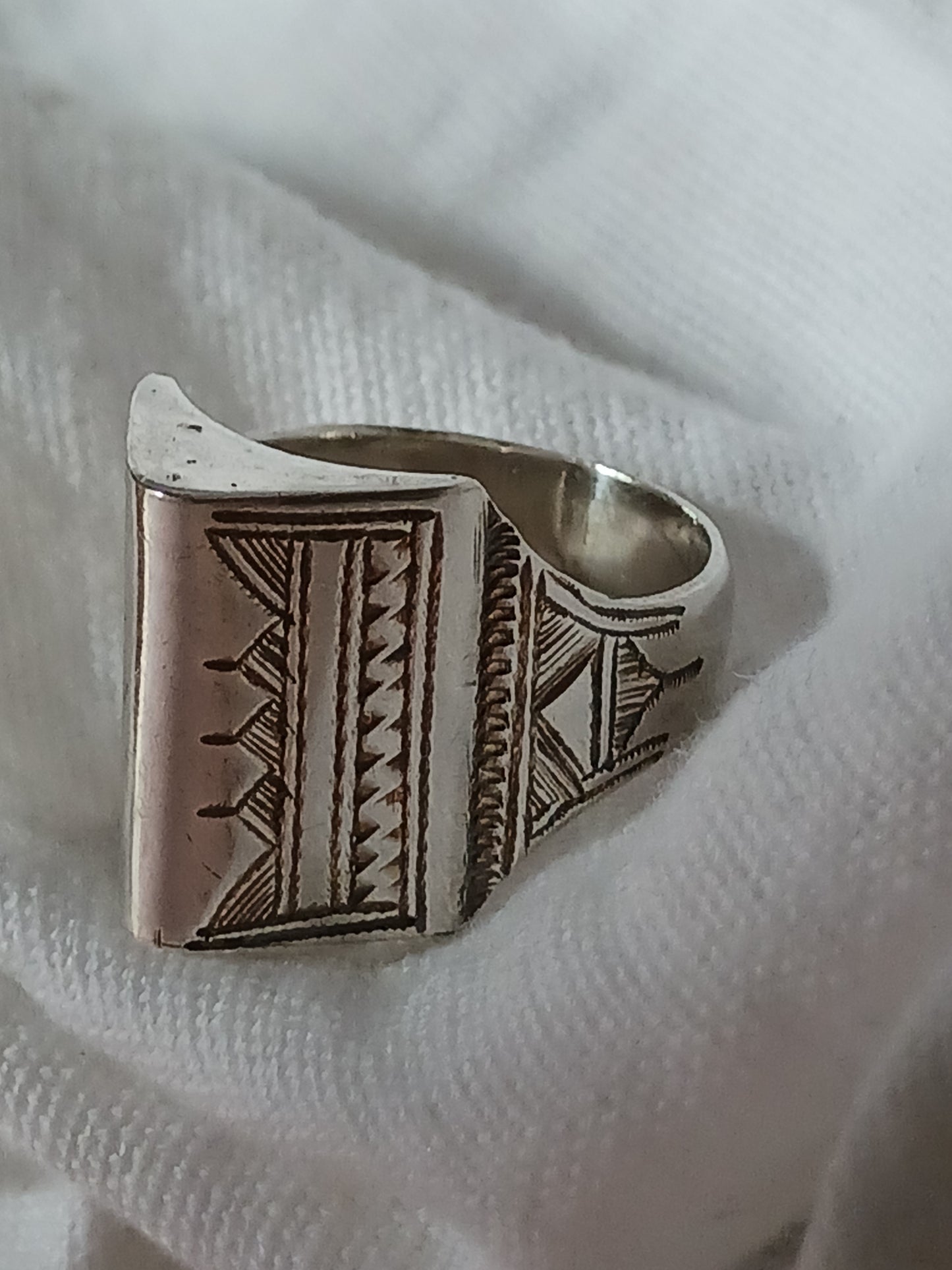 Bague touareg en argent massif