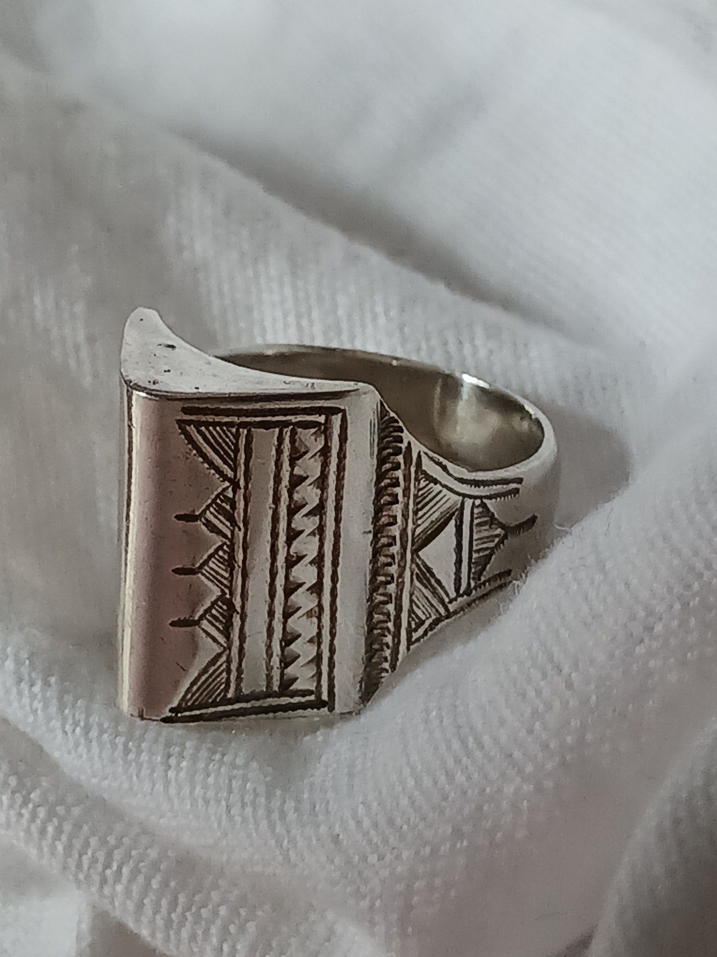 Bague touareg en argent massif