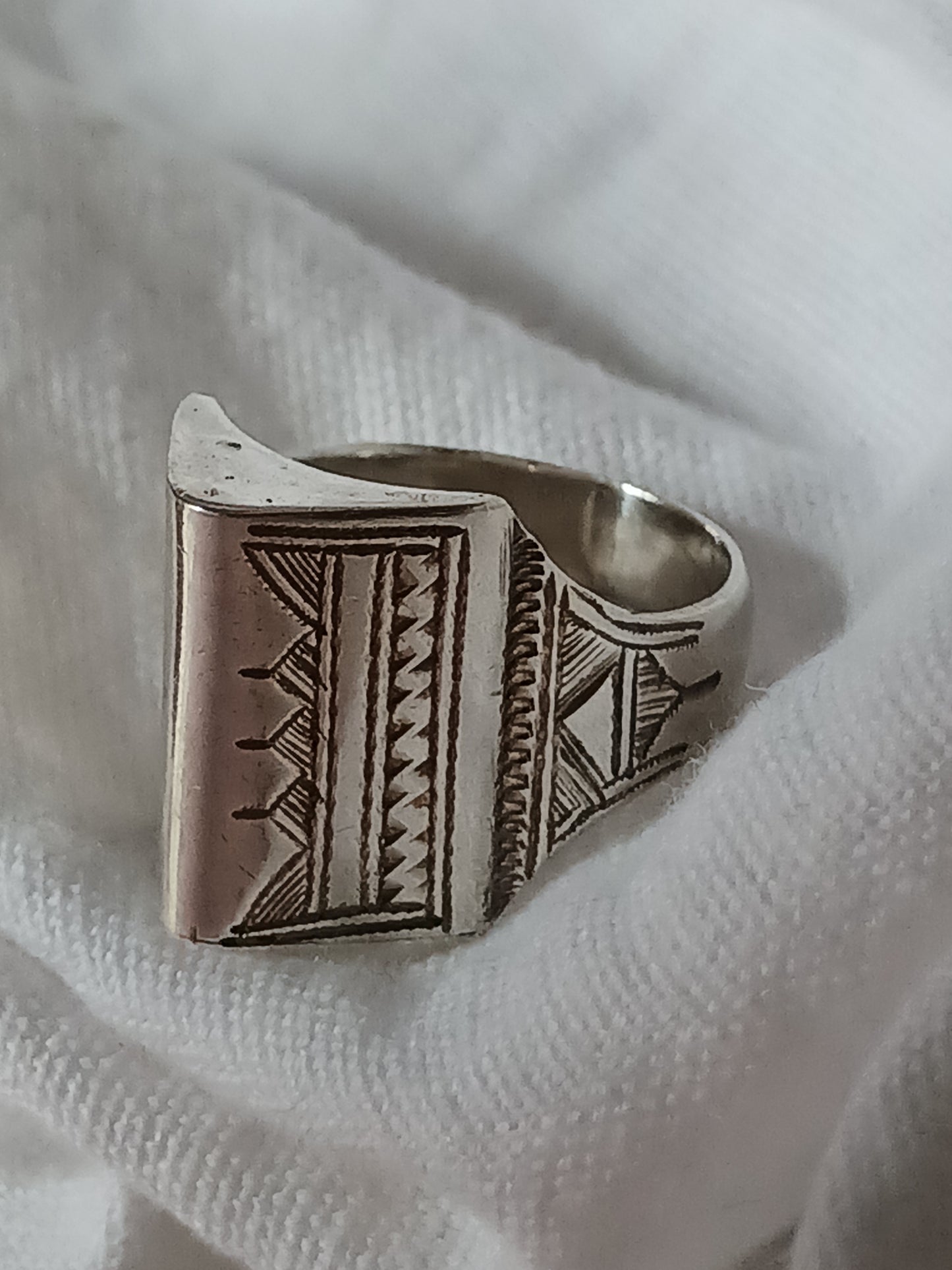 Bague touareg en argent massif