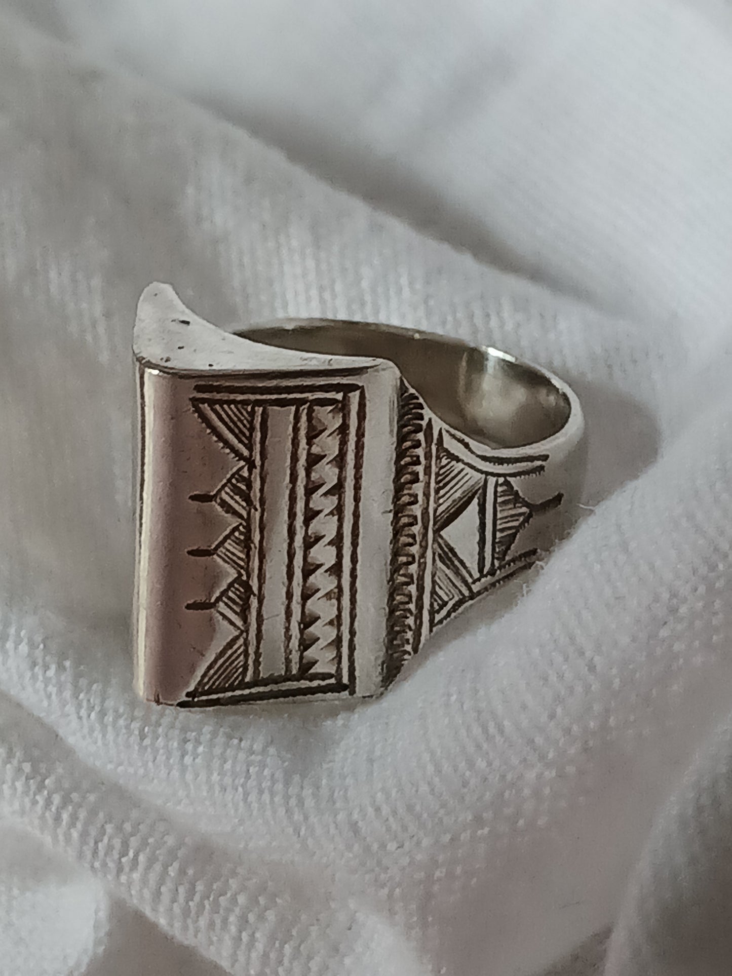 Bague touareg en argent massif