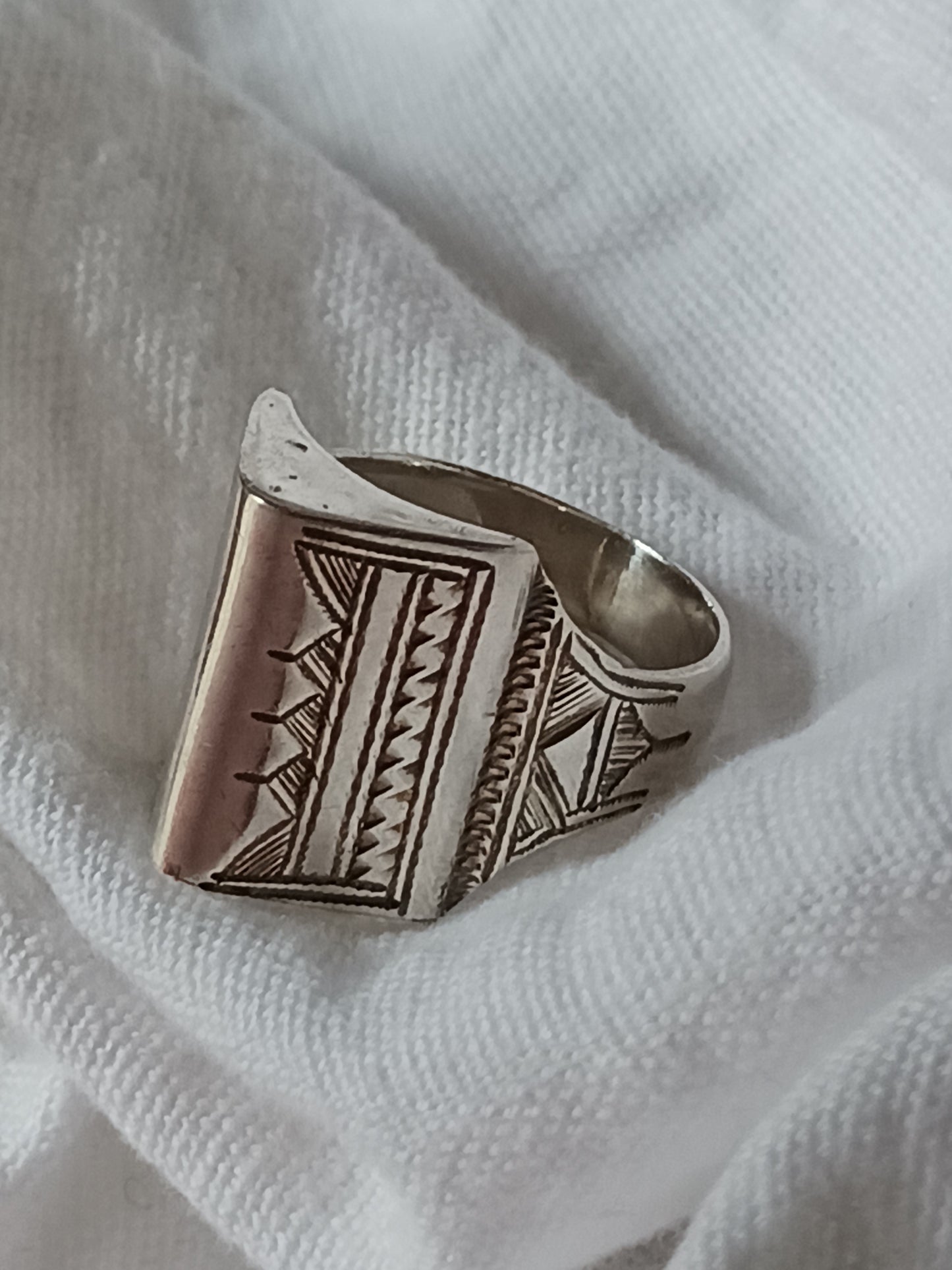 Bague touareg en argent massif