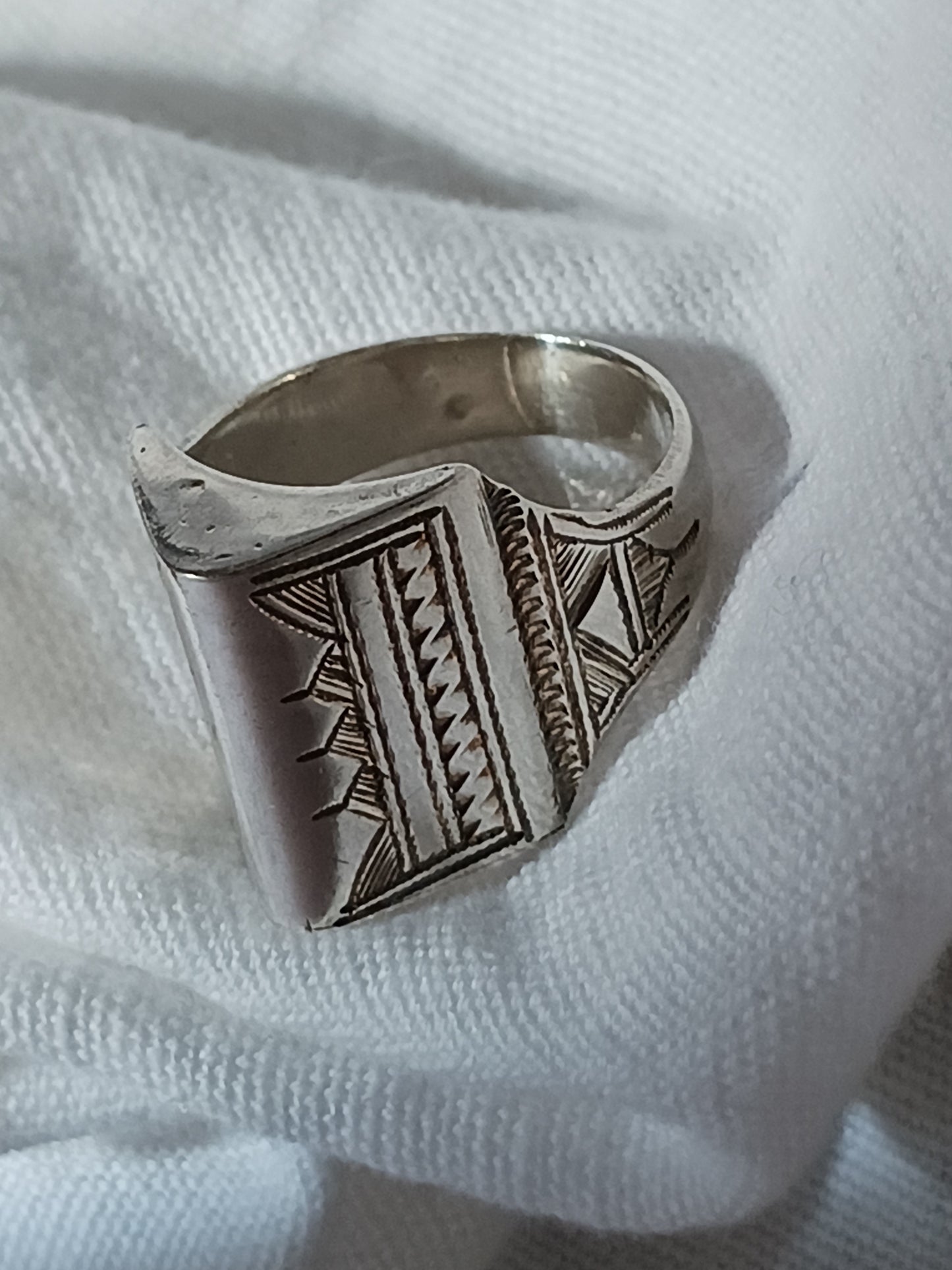 Bague touareg en argent massif