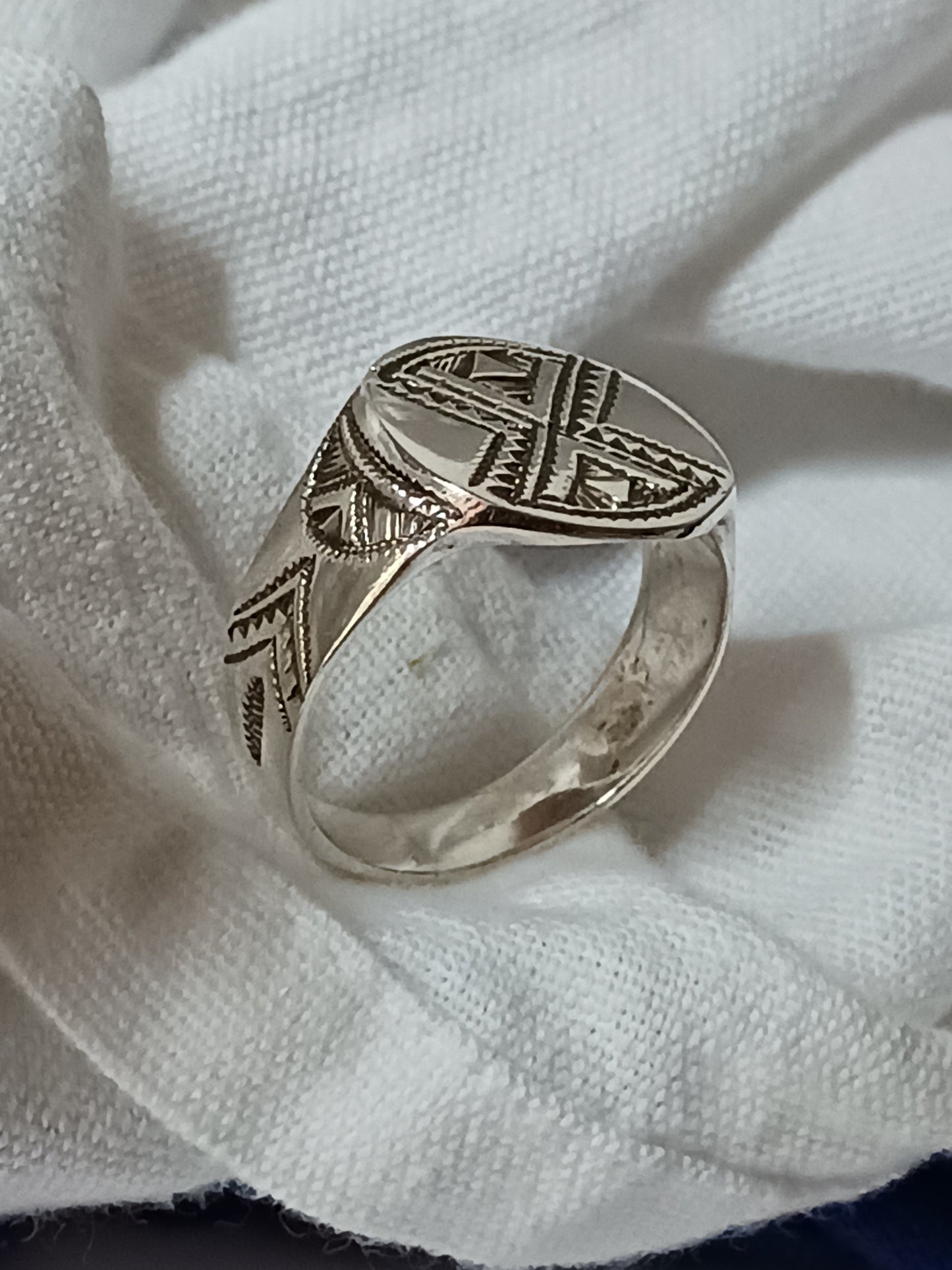 Bague touareg en argent massif