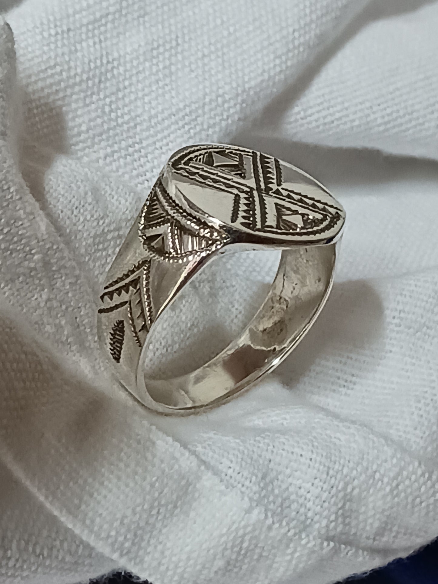 Bague touareg en argent massif