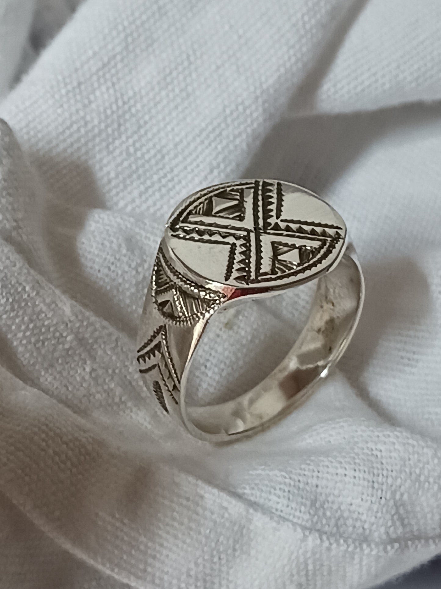 Bague touareg en argent massif