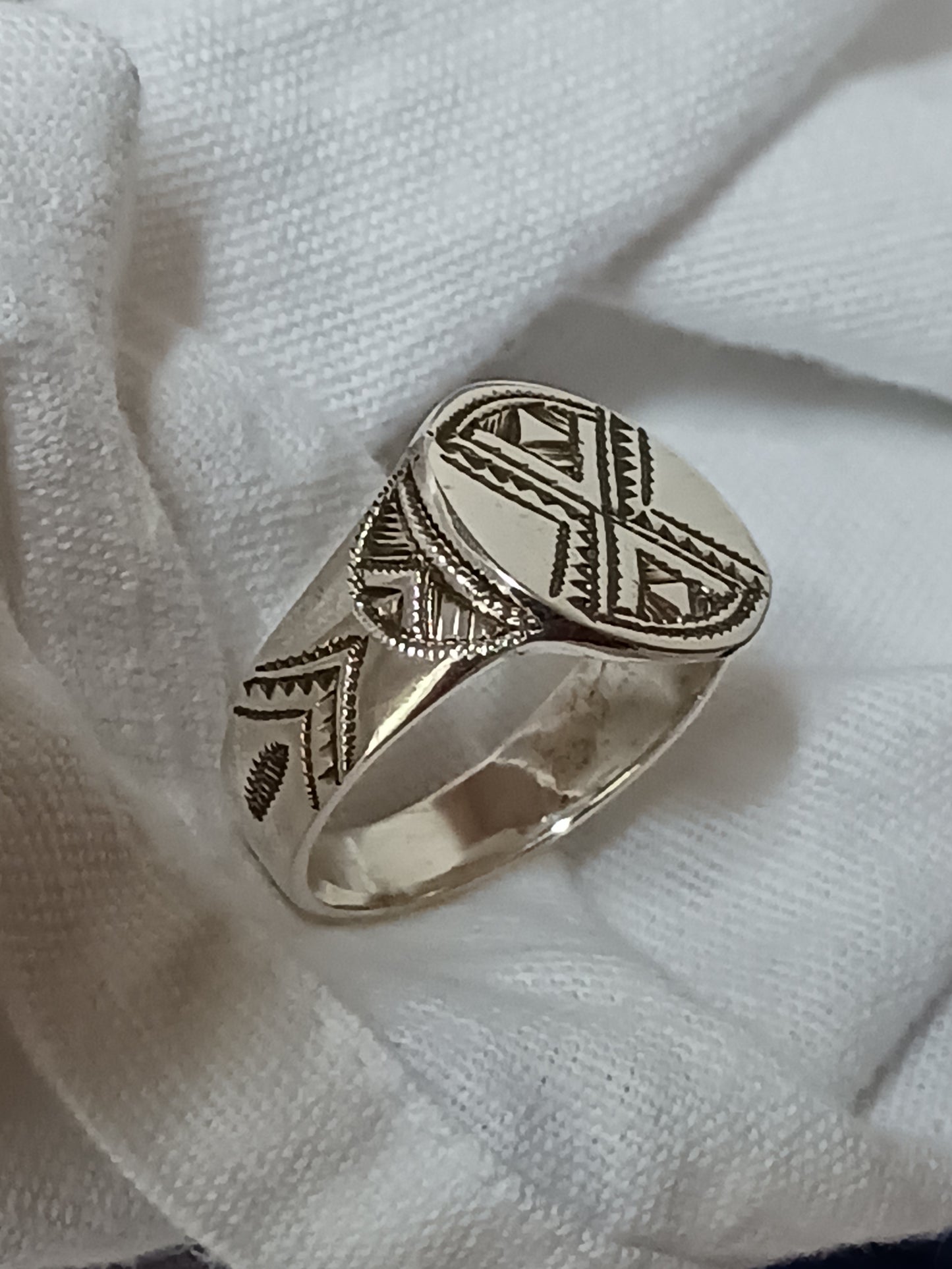 Bague touareg en argent massif