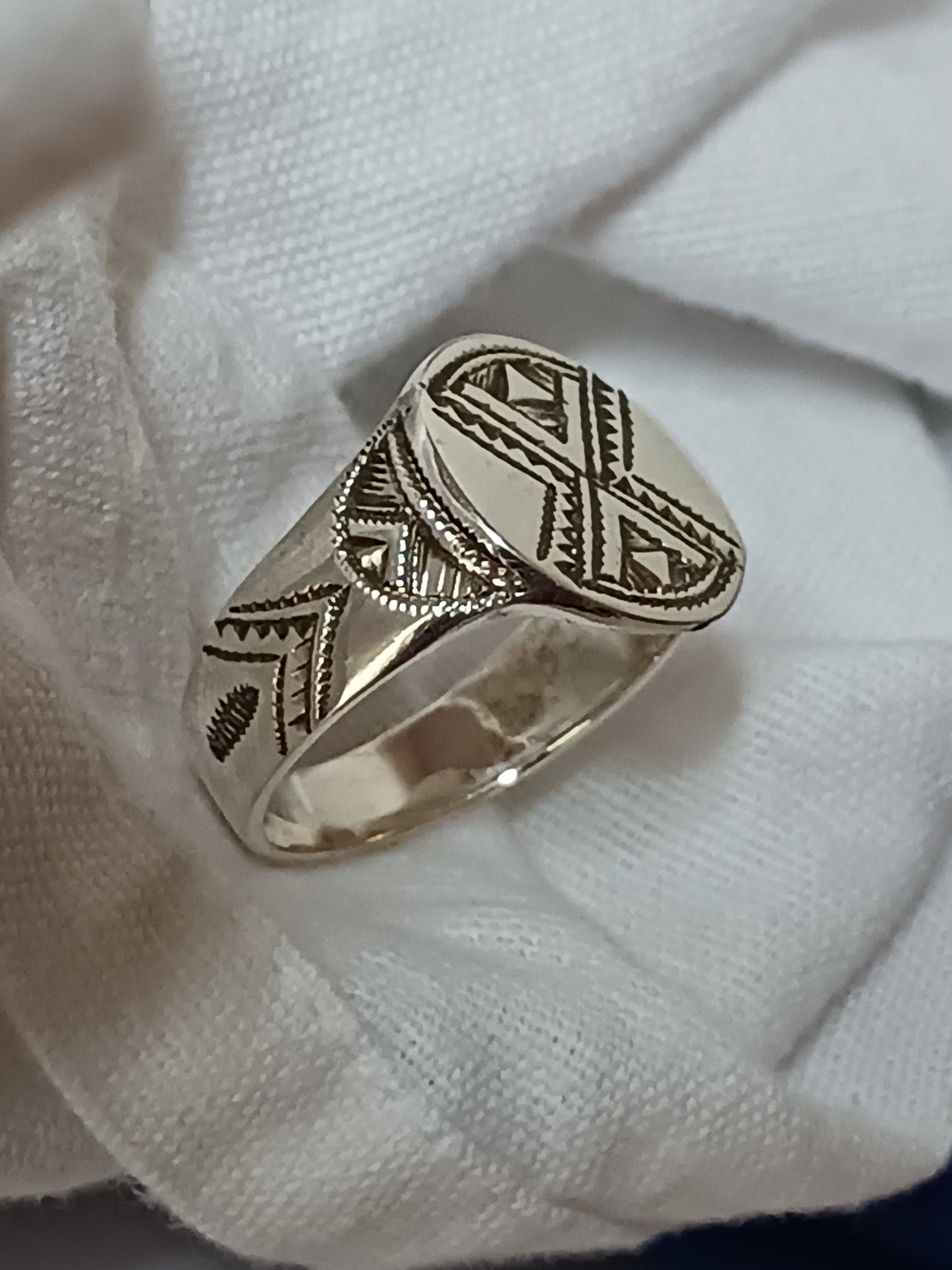 Bague touareg en argent massif