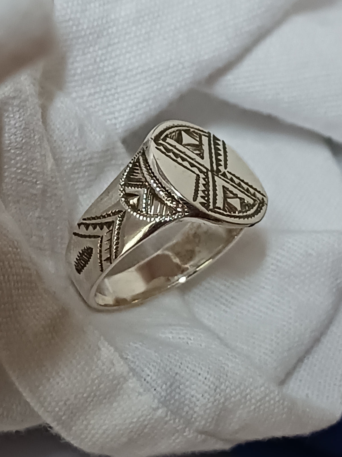 Bague touareg en argent massif