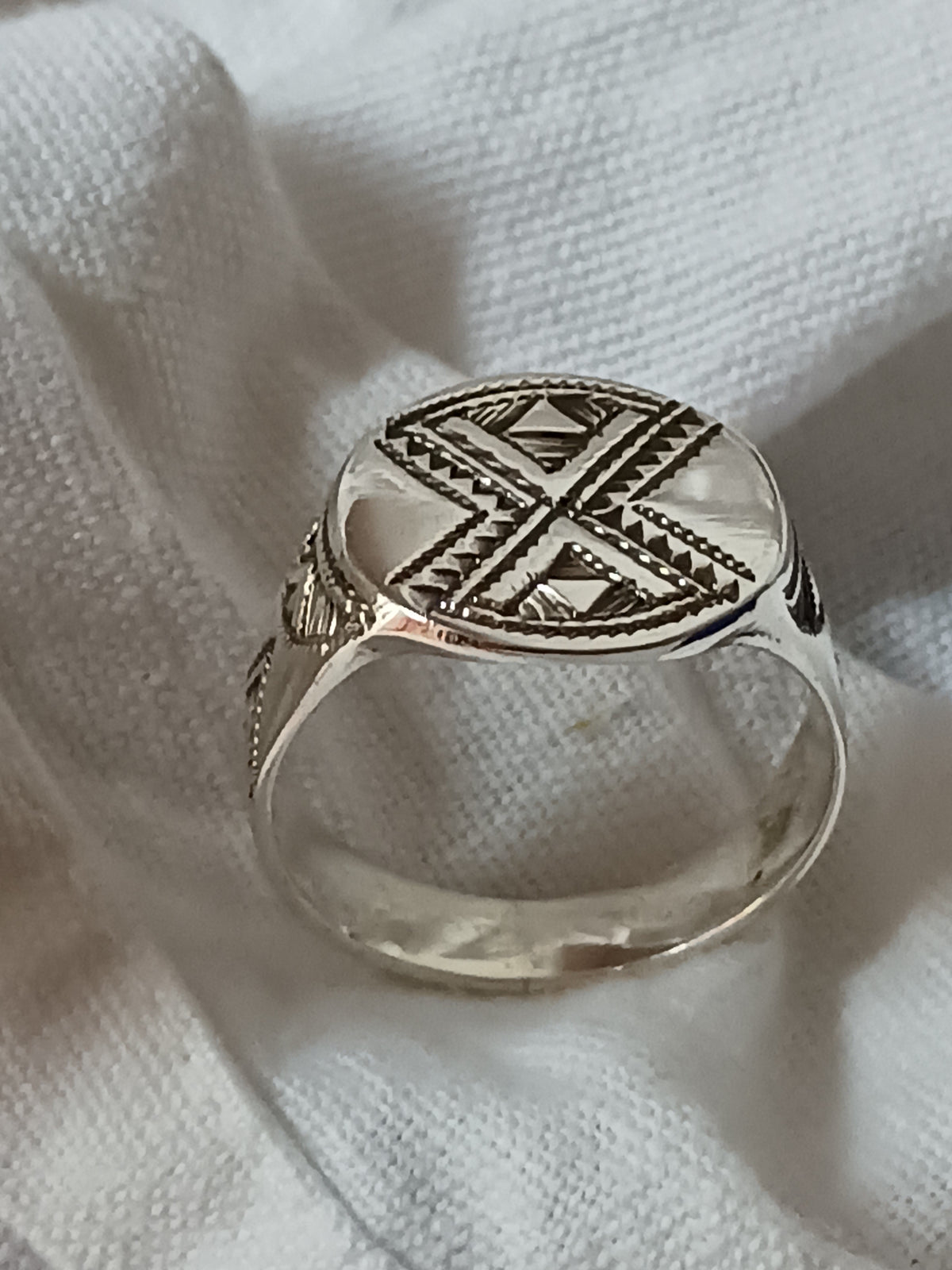 Bague touareg en argent massif