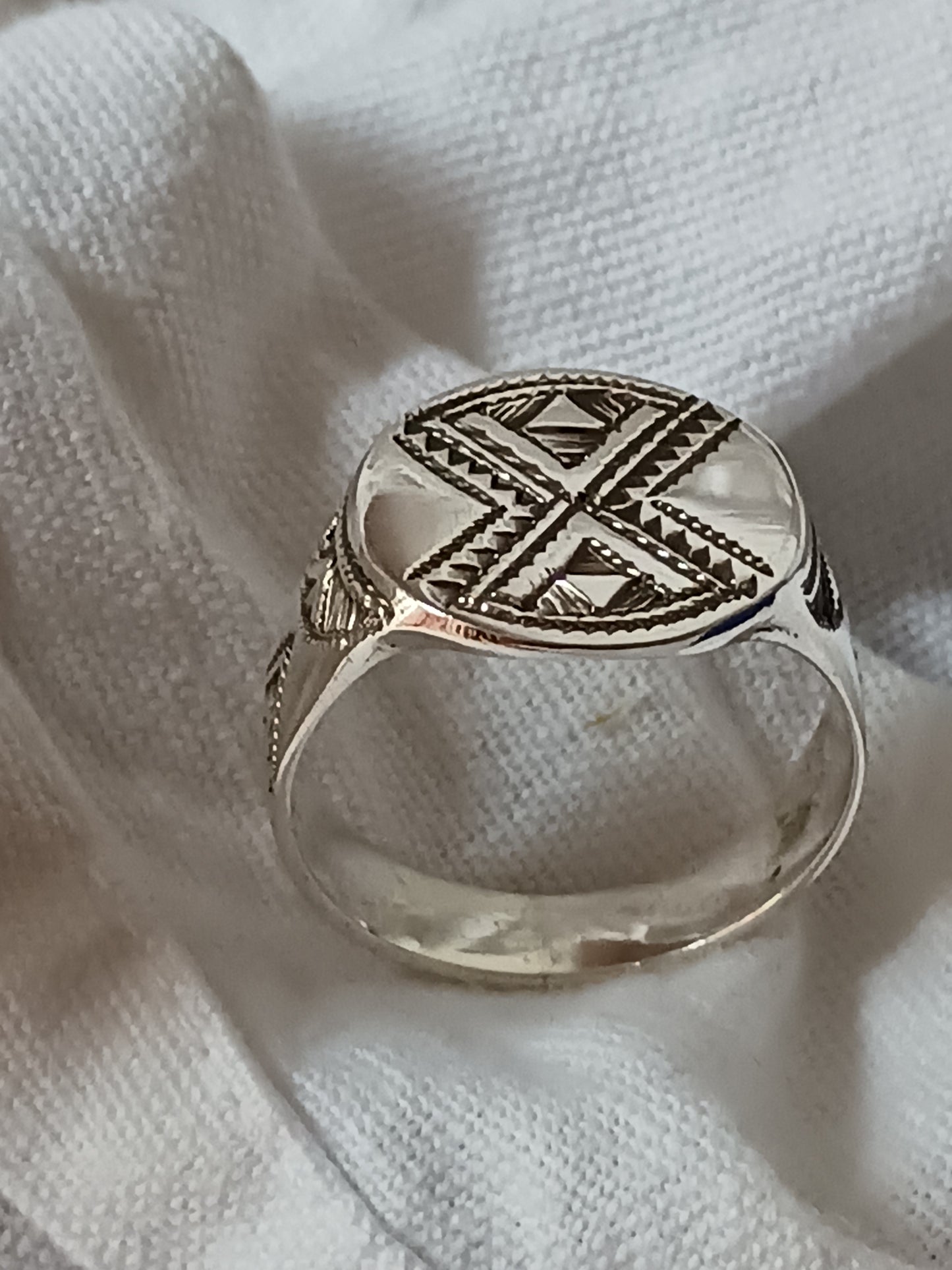 Bague touareg en argent massif