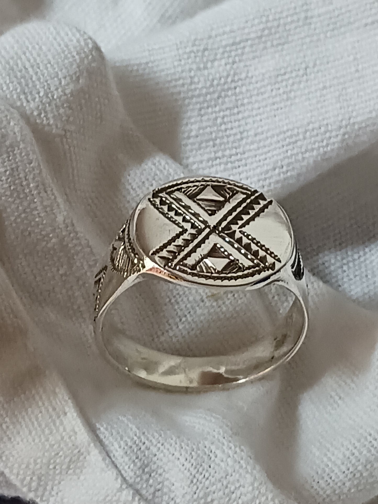 Bague touareg en argent massif
