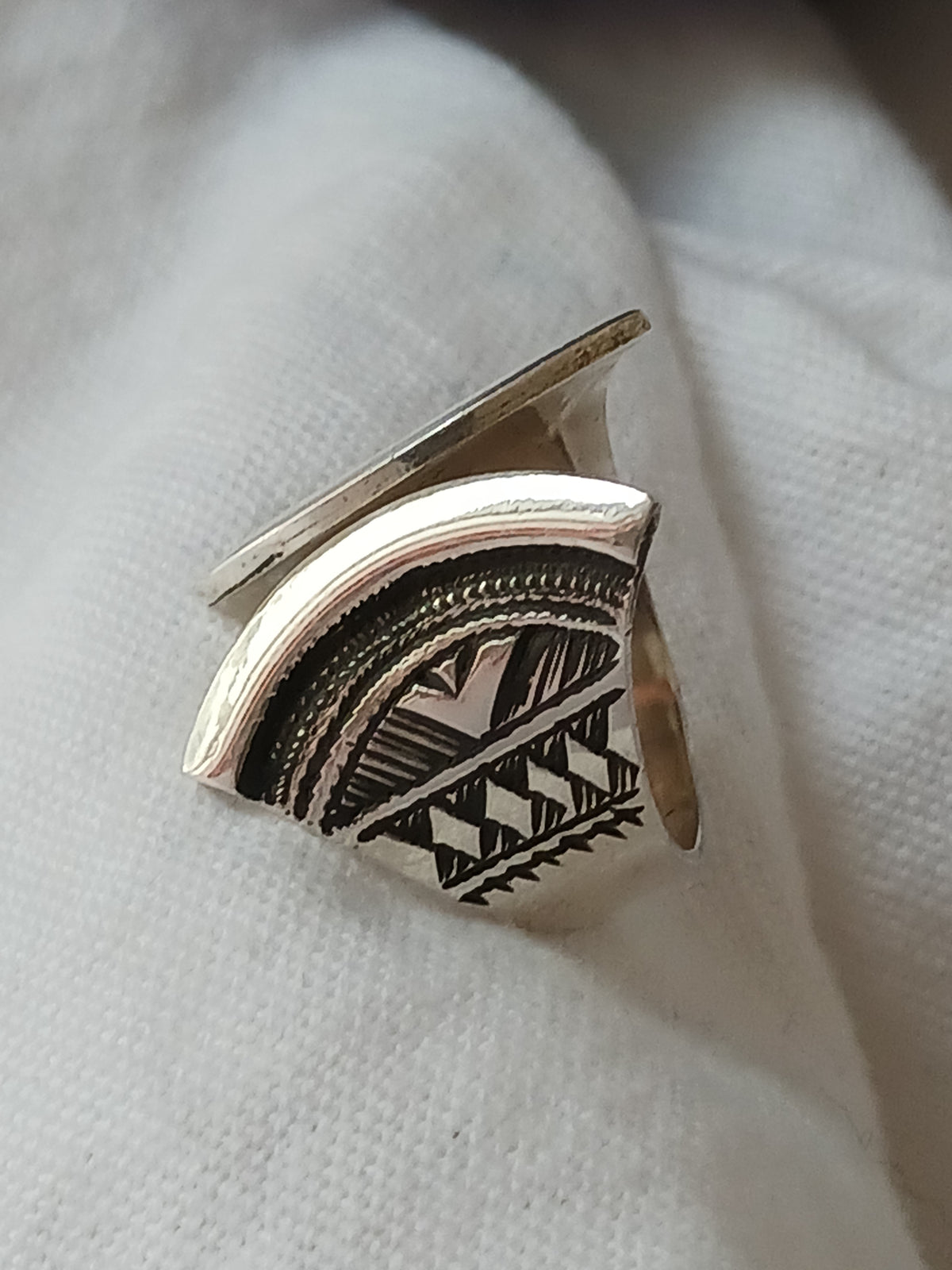 Bague touareg en argent massif