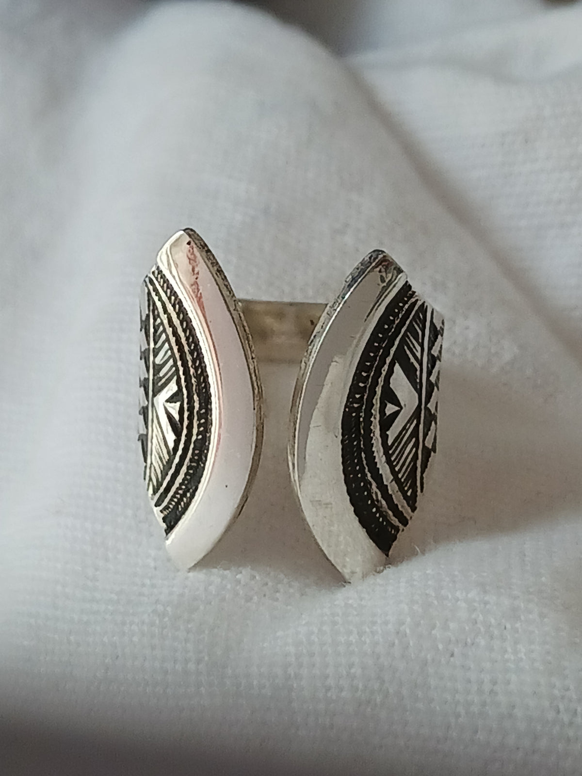 Bague touareg en argent massif