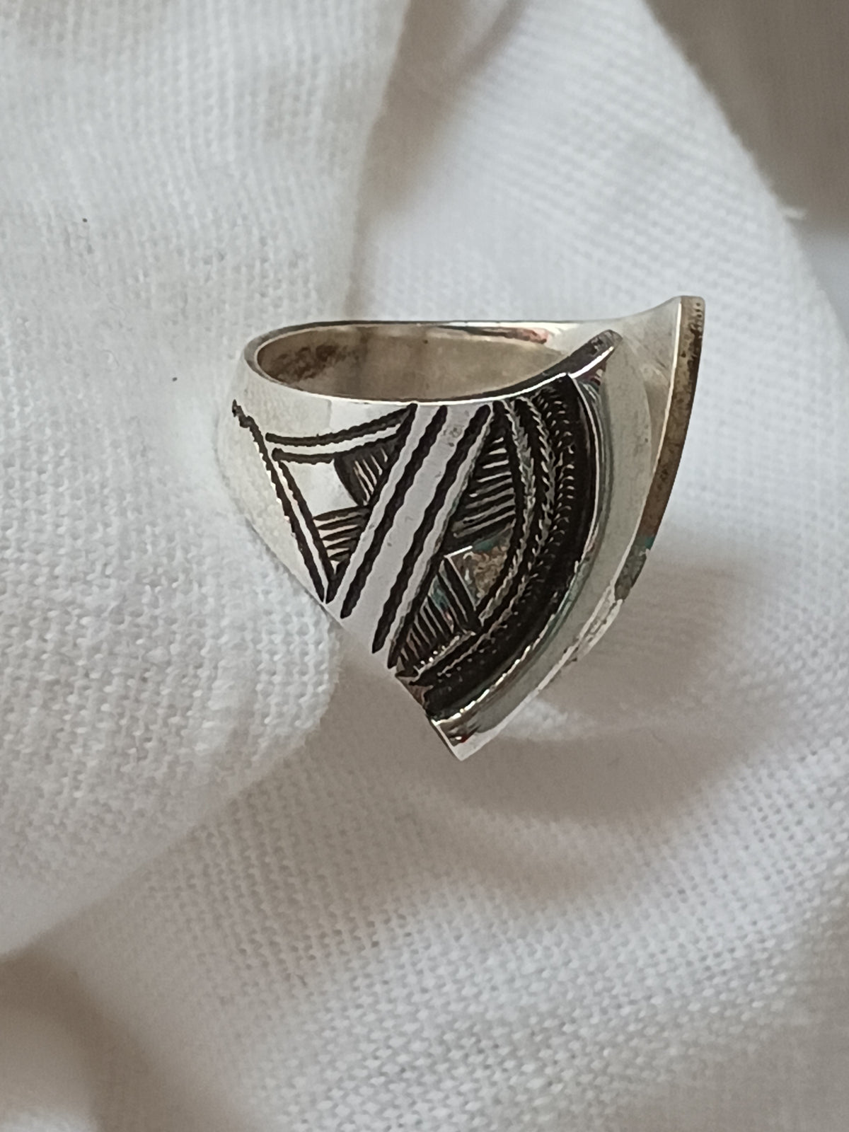 Bague touareg en argent massif