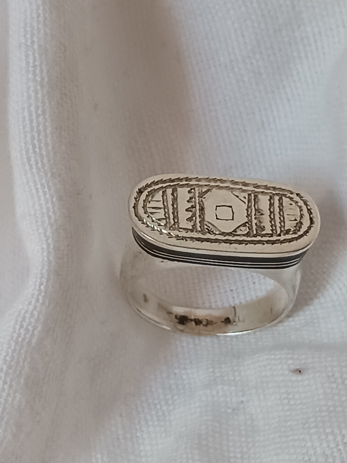 Bague touareg en argent massif