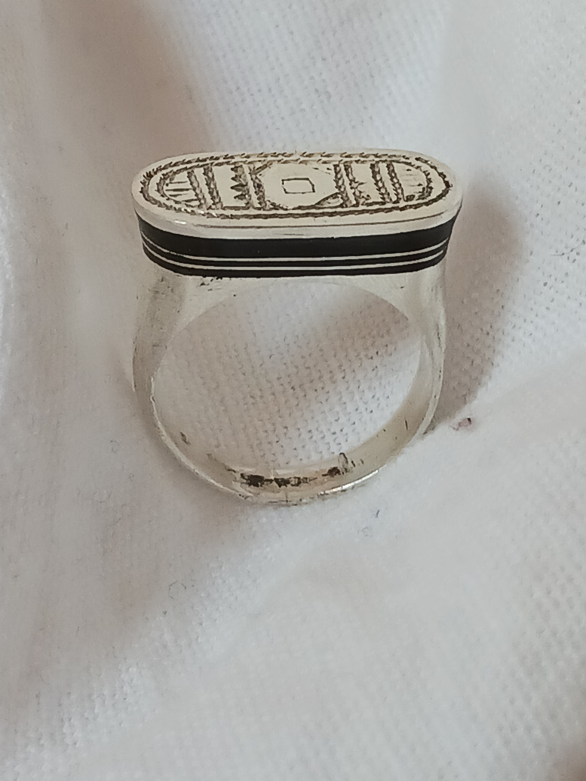 Bague touareg en argent massif