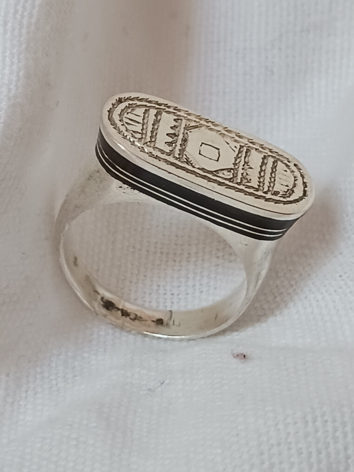 Bague touareg en argent massif