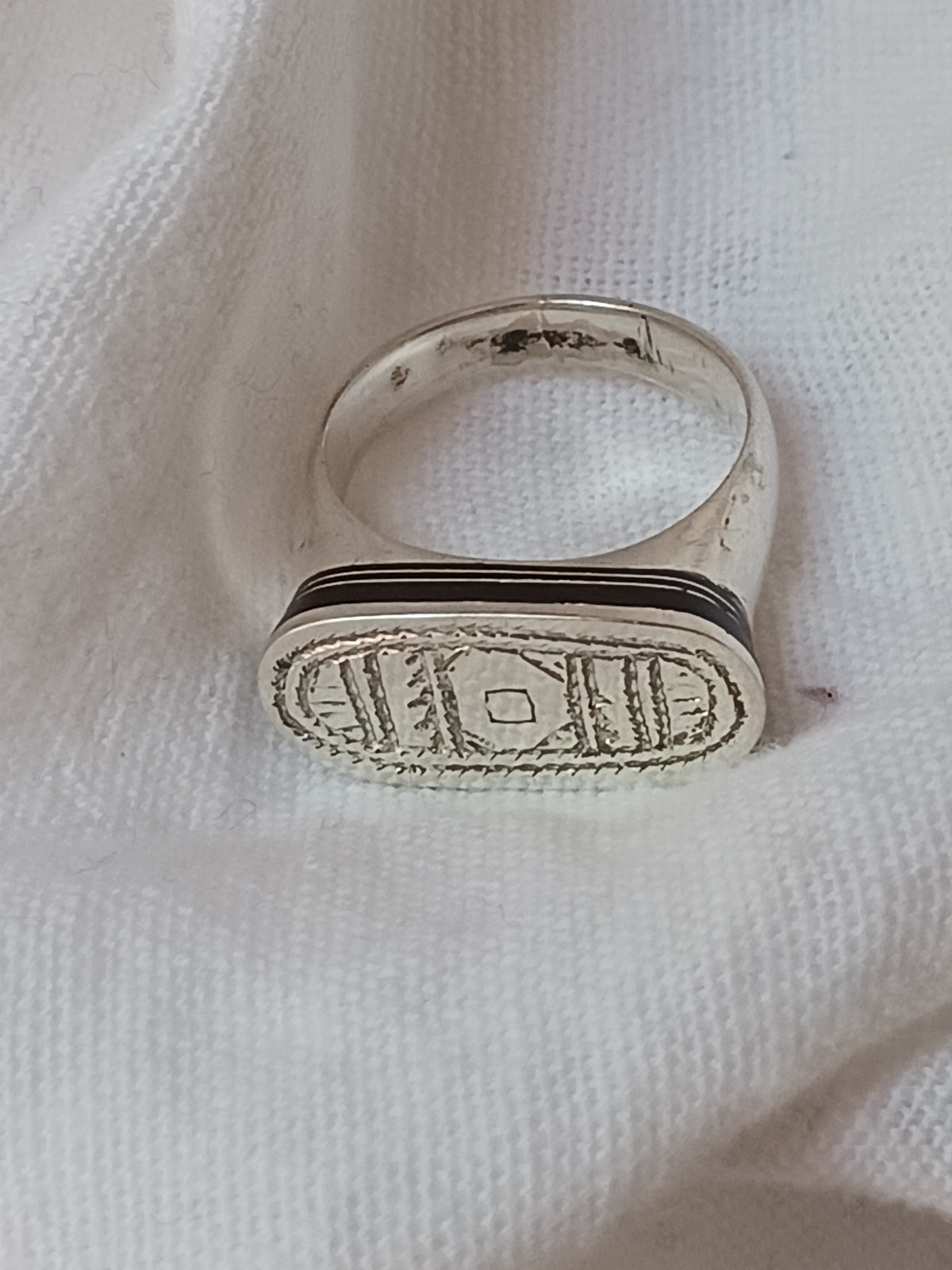 Bague touareg en argent massif