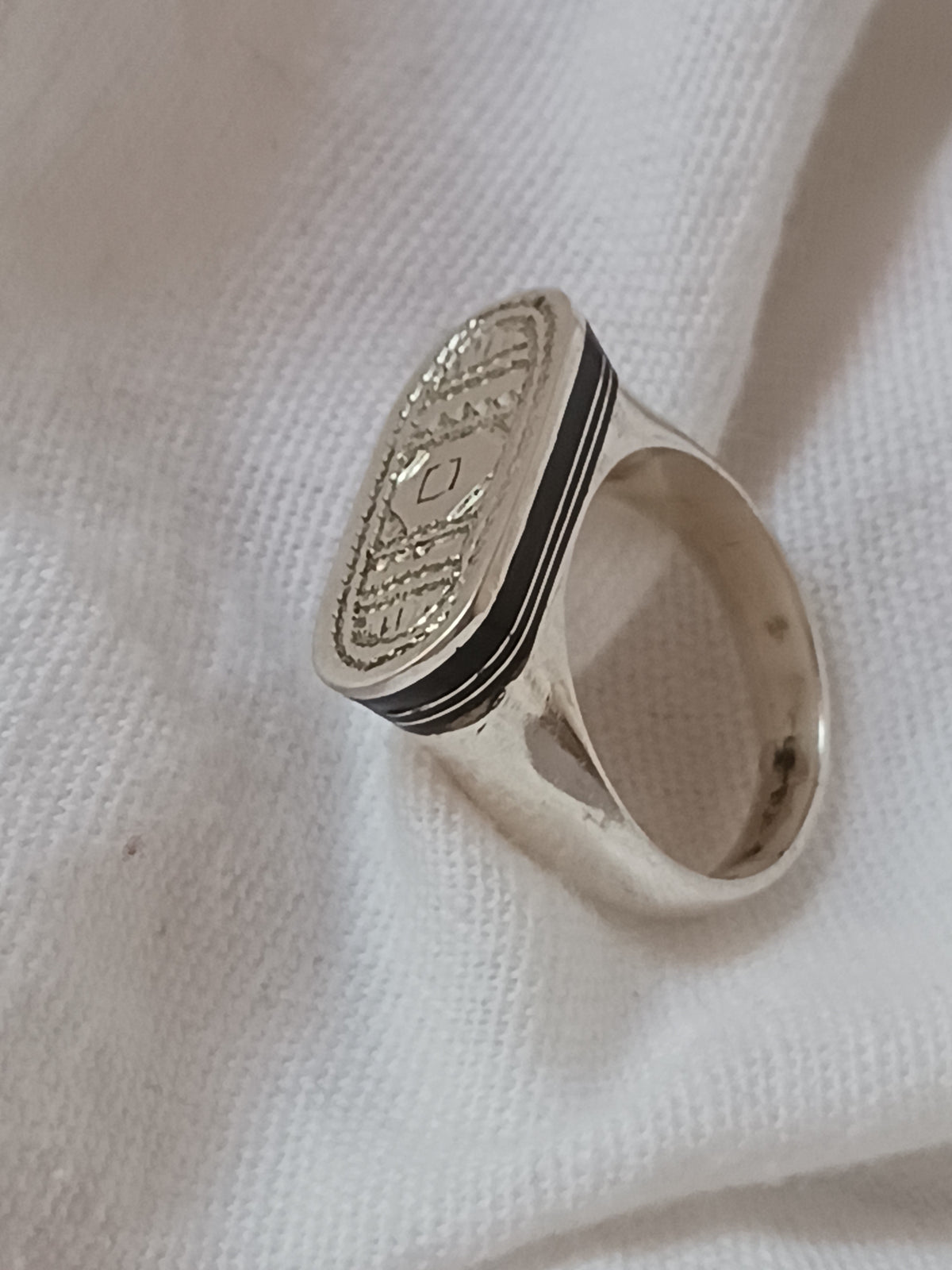 Bague touareg en argent massif