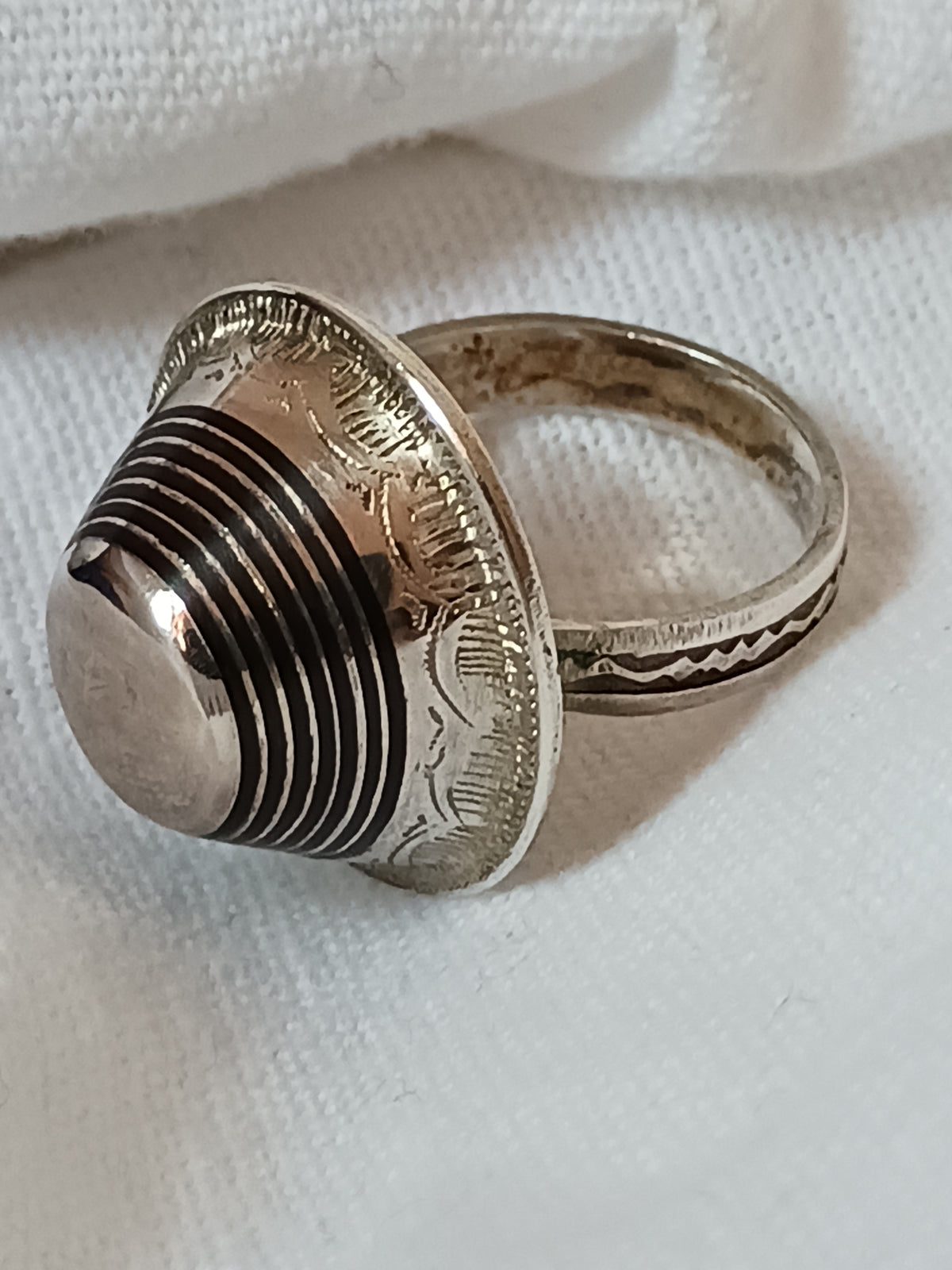 Bague touareg en argent massif