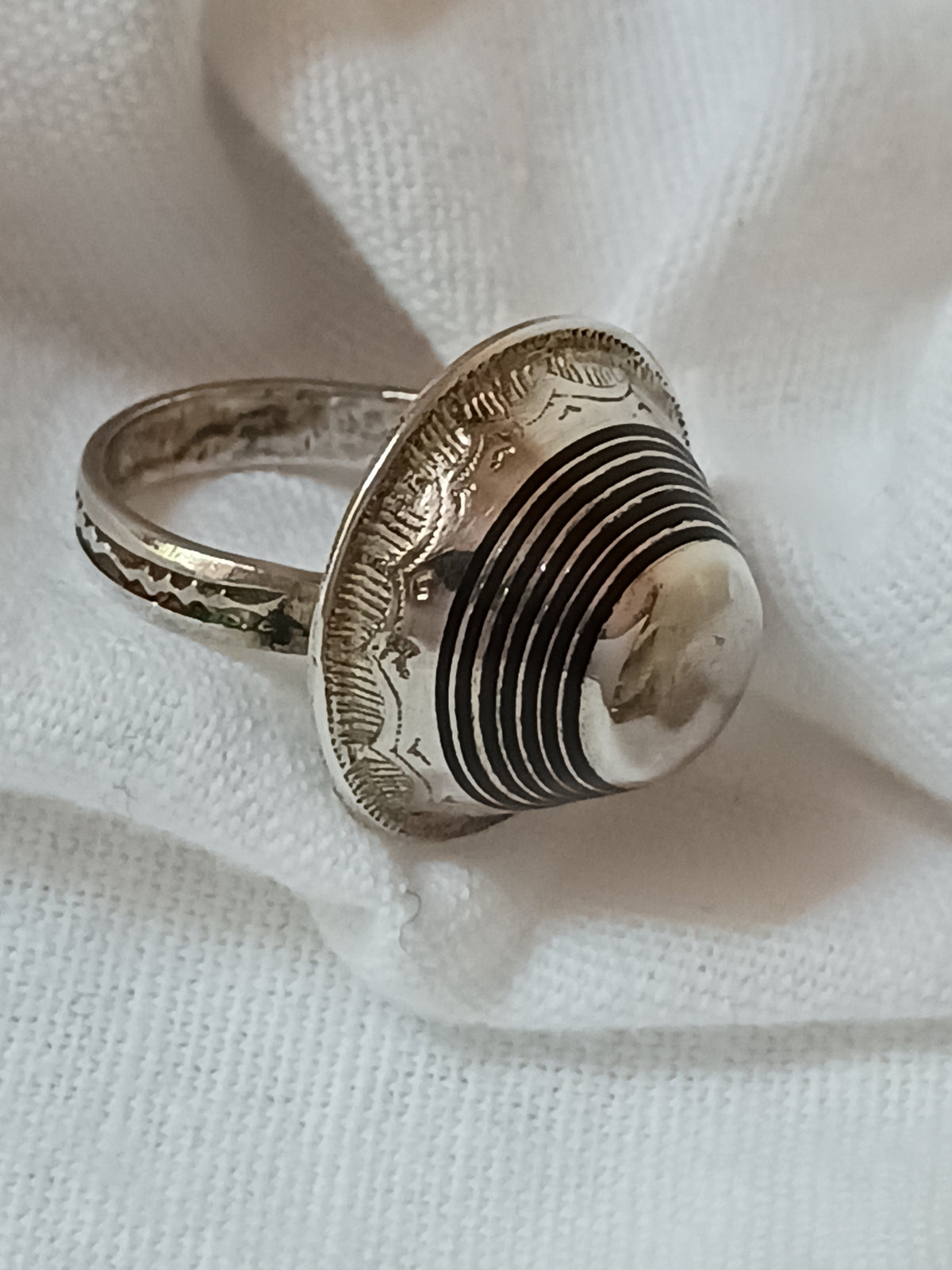 Bague touareg en argent massif
