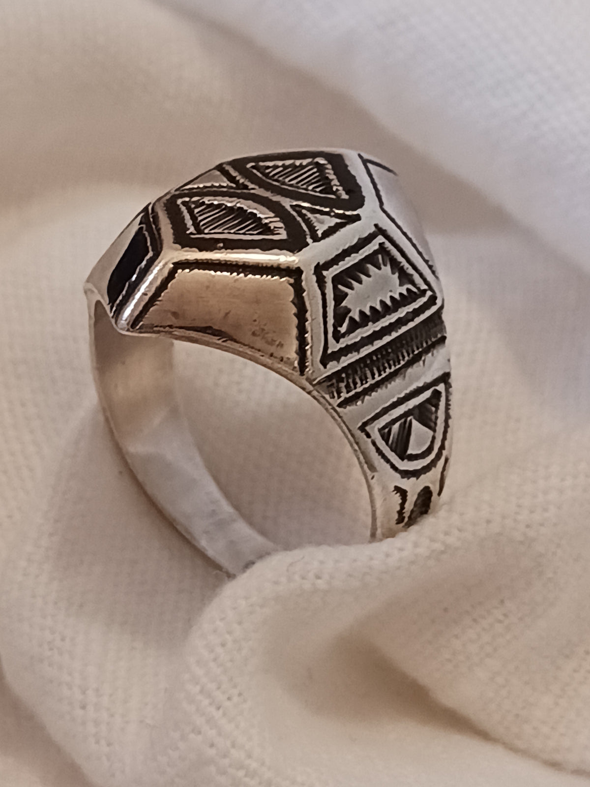 Bague touareg en argent massif