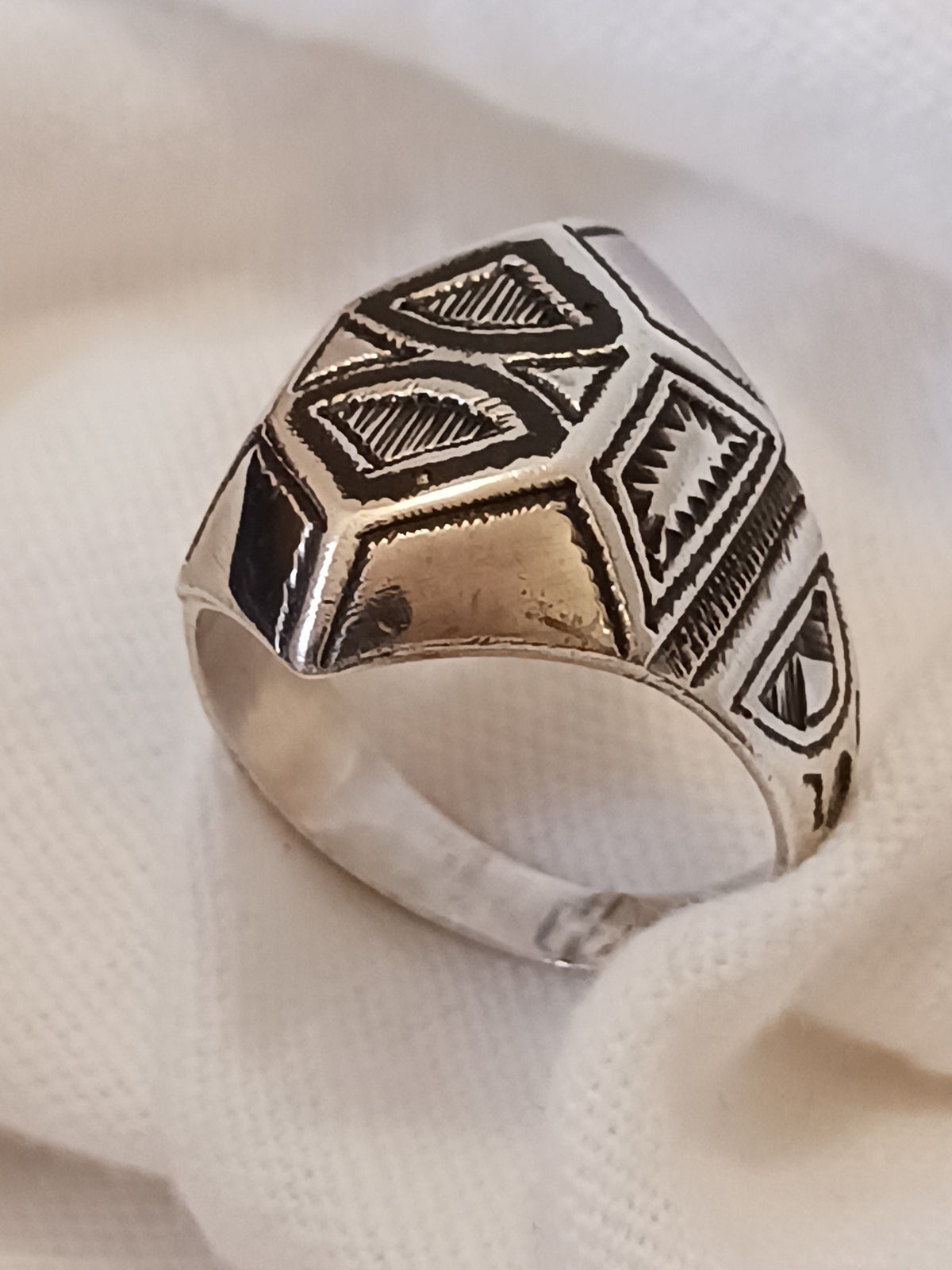 Bague touareg en argent massif