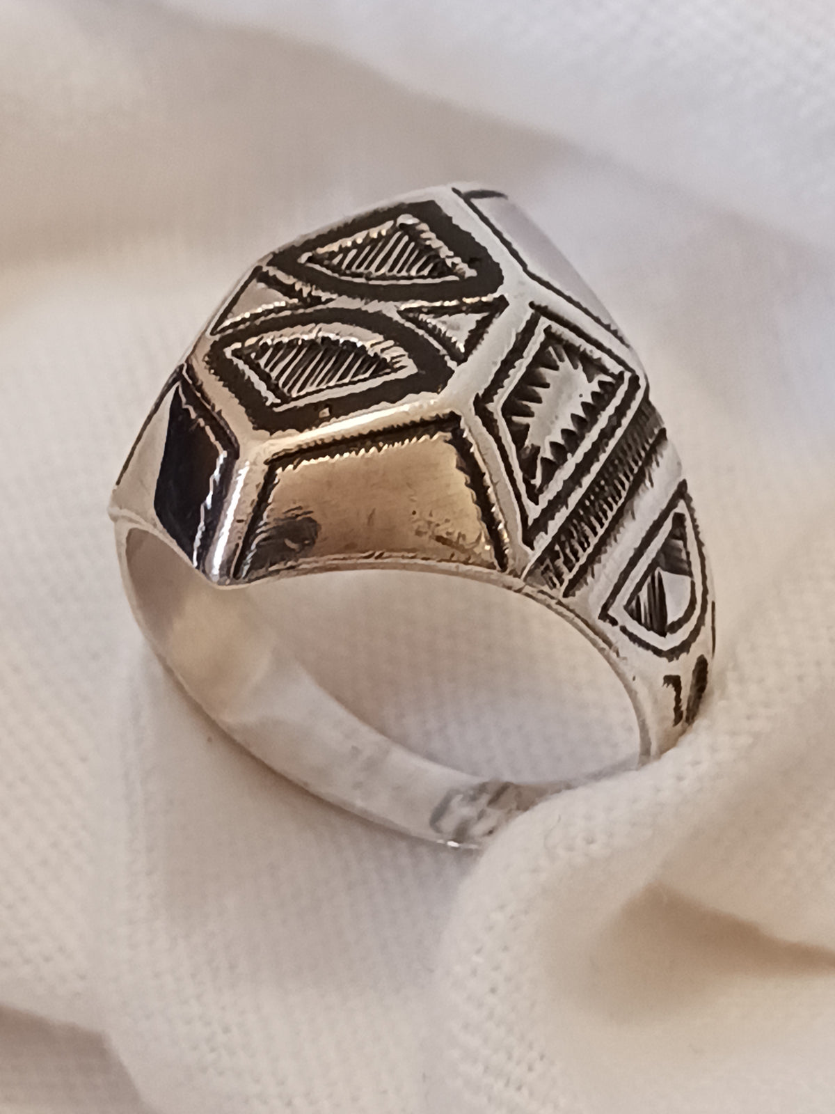 Bague touareg en argent massif