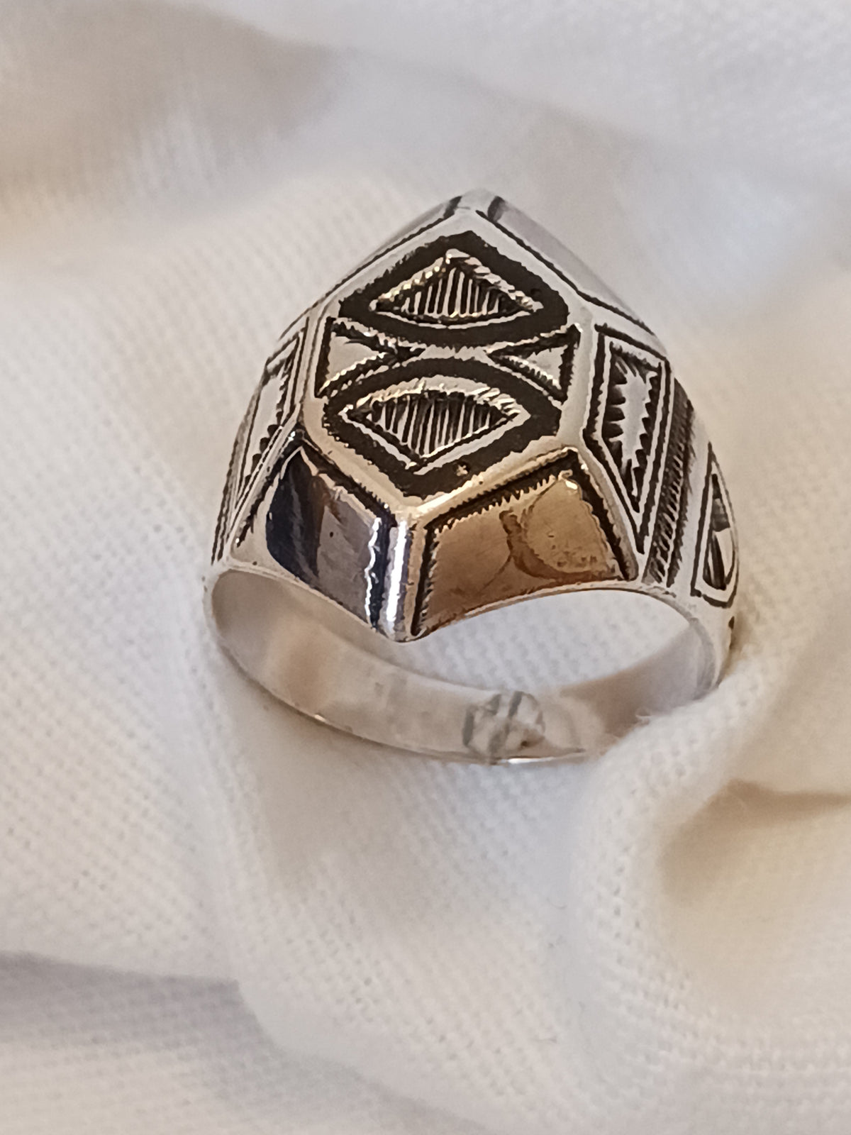 Bague touareg en argent massif