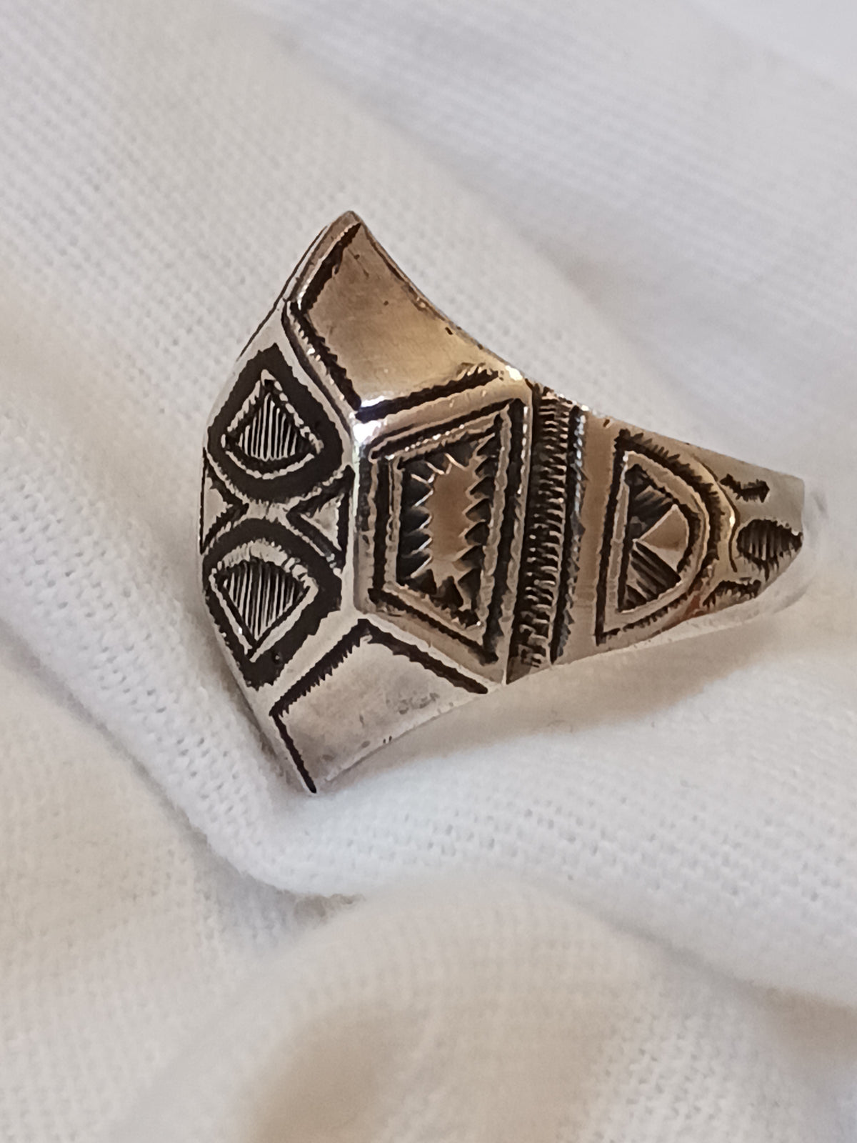 Bague touareg en argent massif