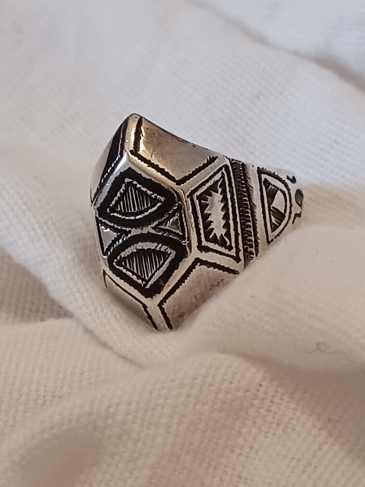 Bague touareg en argent massif