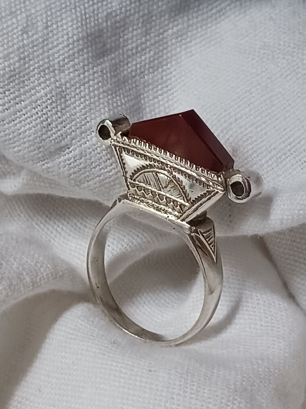 Bague touareg en argent massif