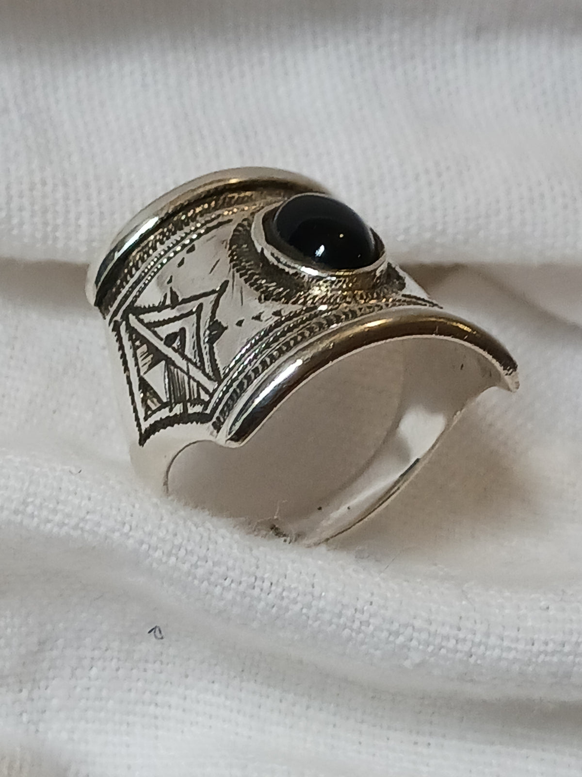 Bague touareg en argent massif