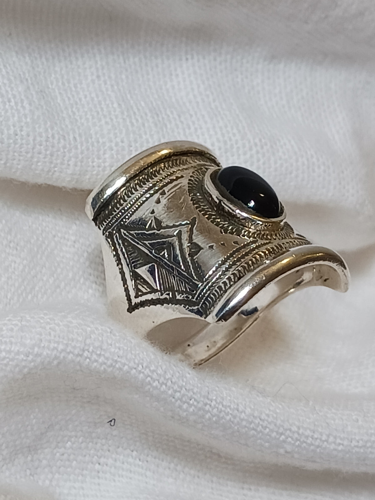 Bague touareg en argent massif