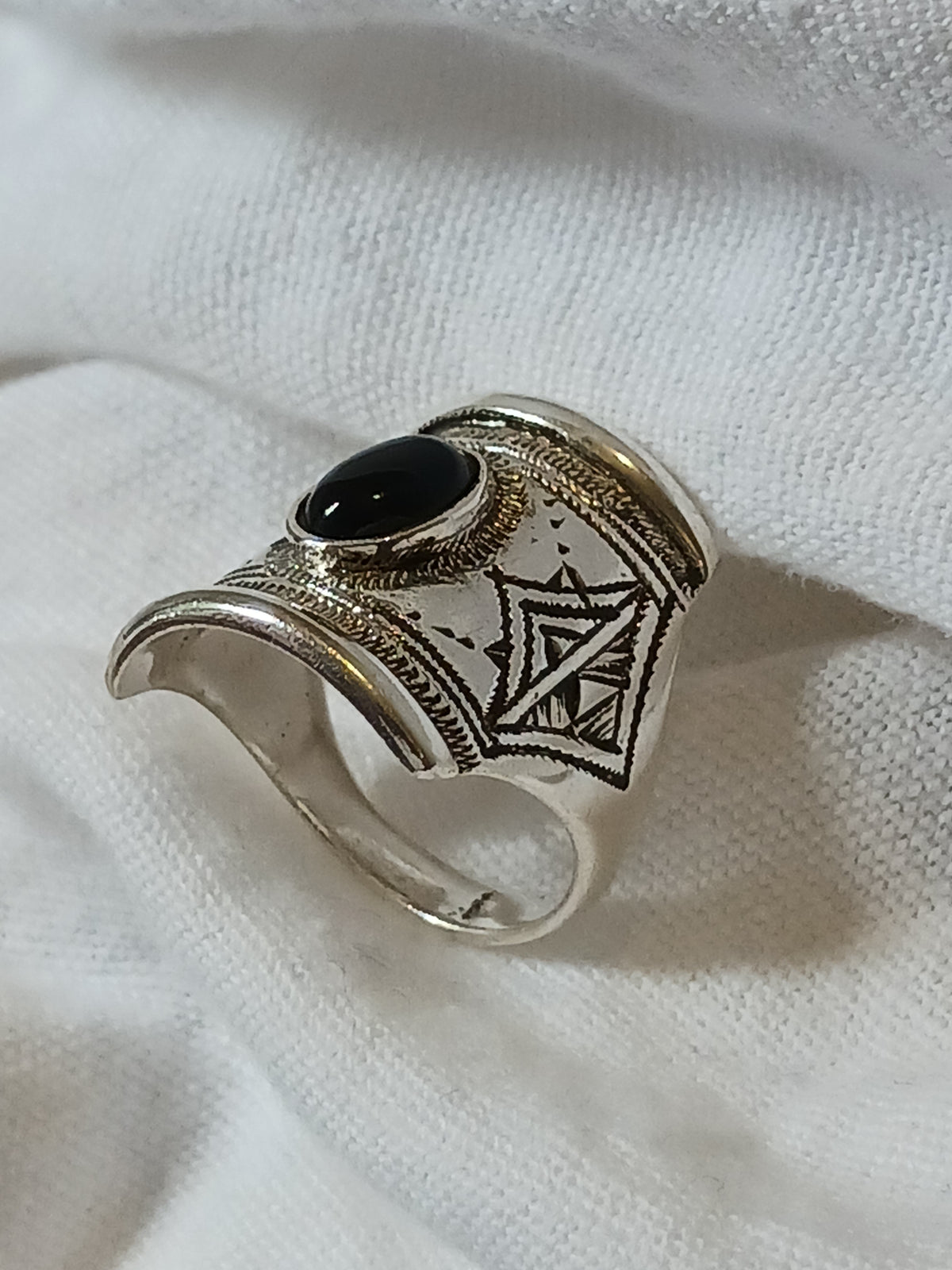 Bague touareg en argent massif