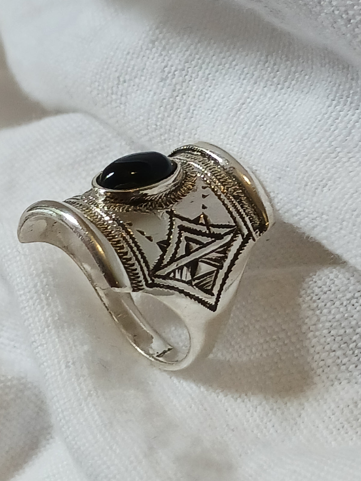 Bague touareg en argent massif