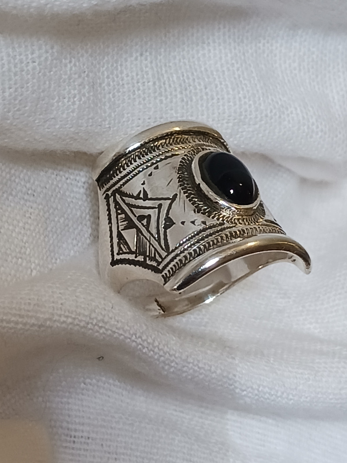 Bague touareg en argent massif