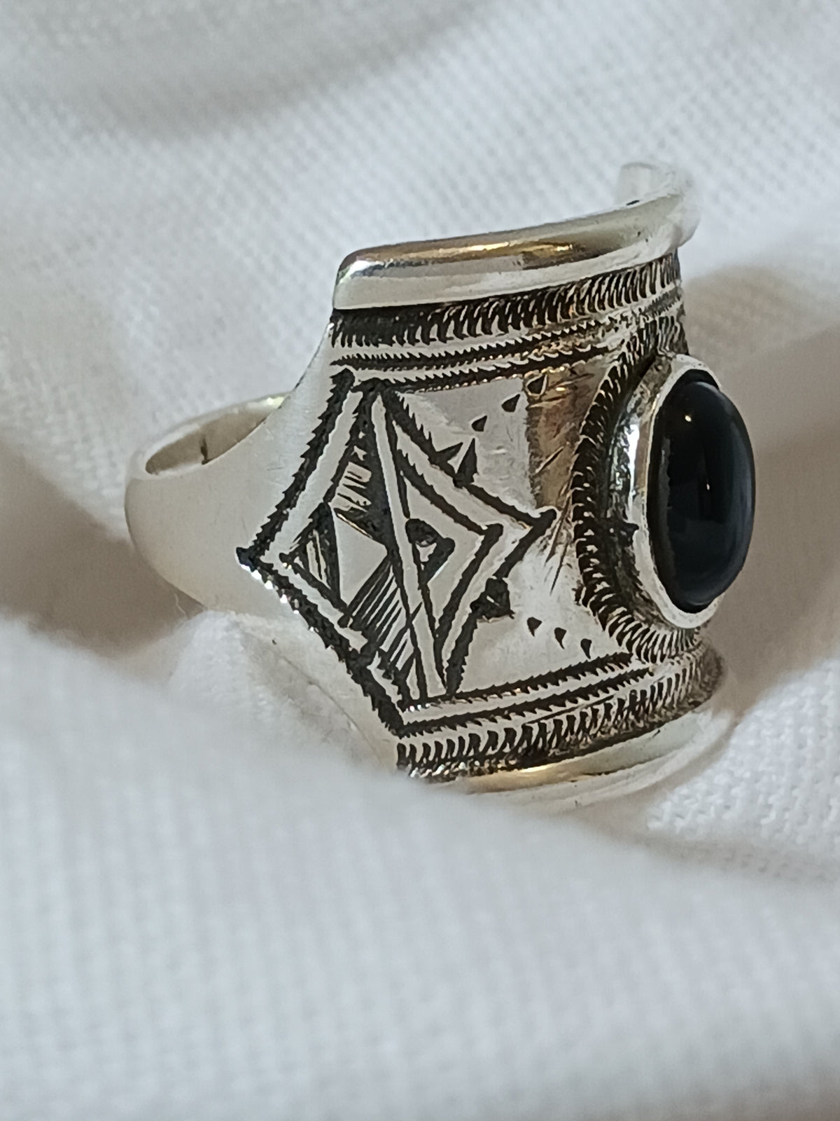 Bague touareg en argent massif