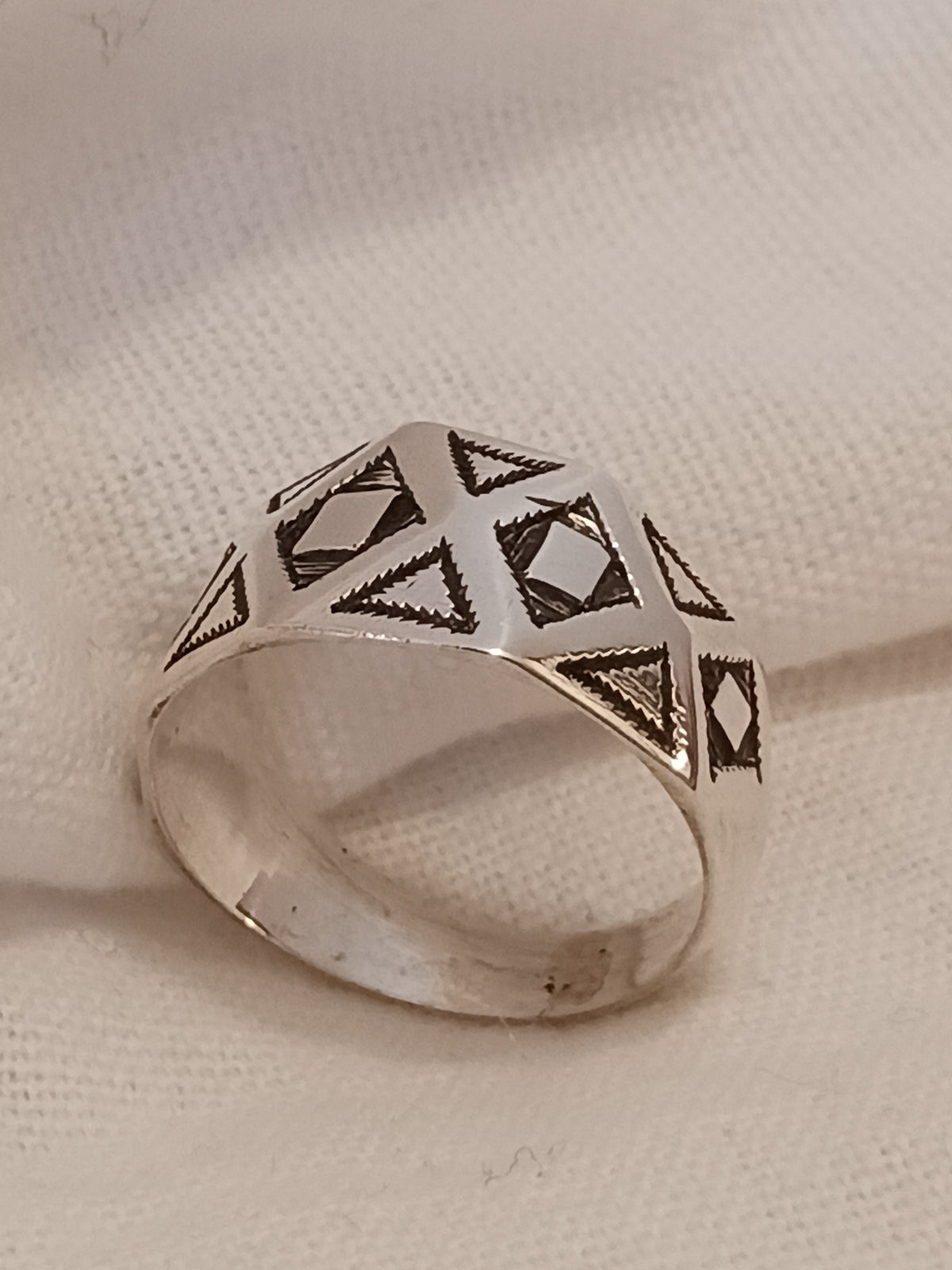 Bague touareg en argent massif