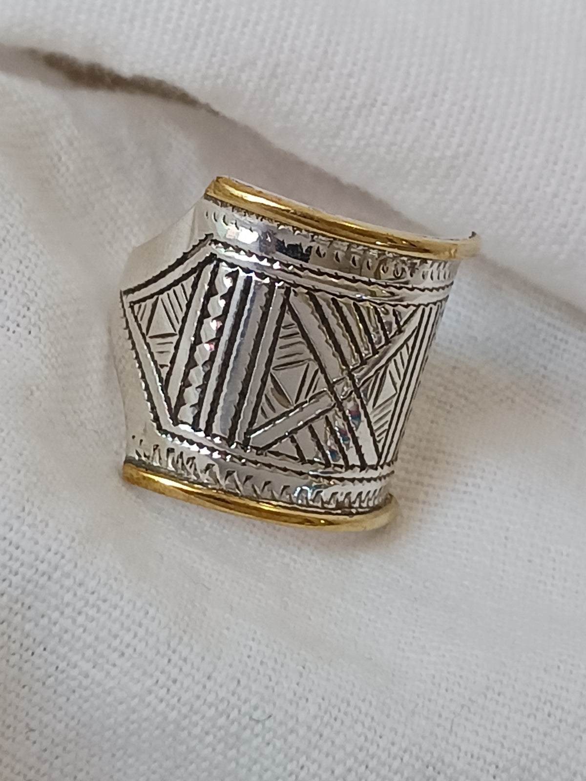 Bague touareg en argent massif