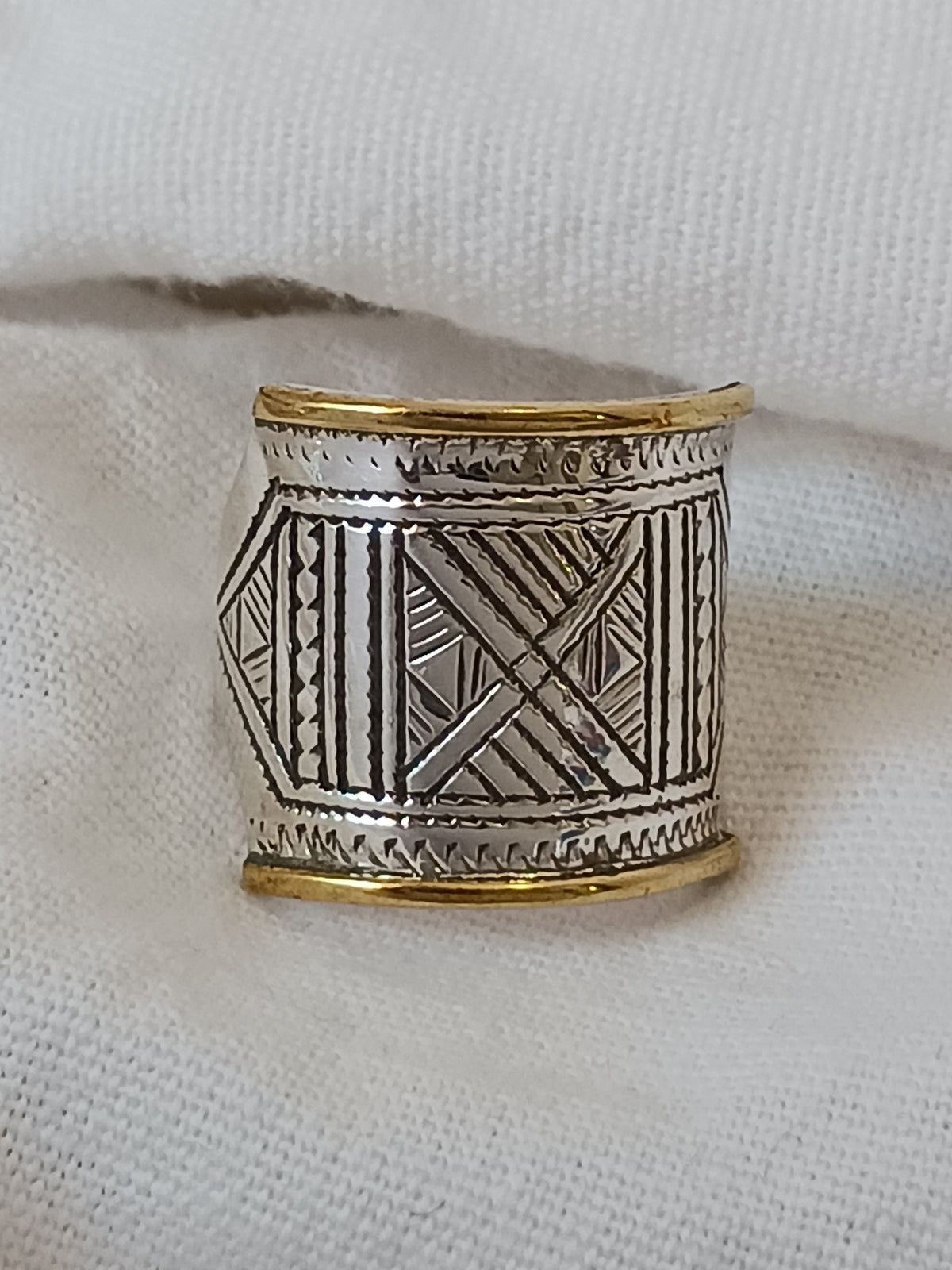 Bague touareg en argent massif