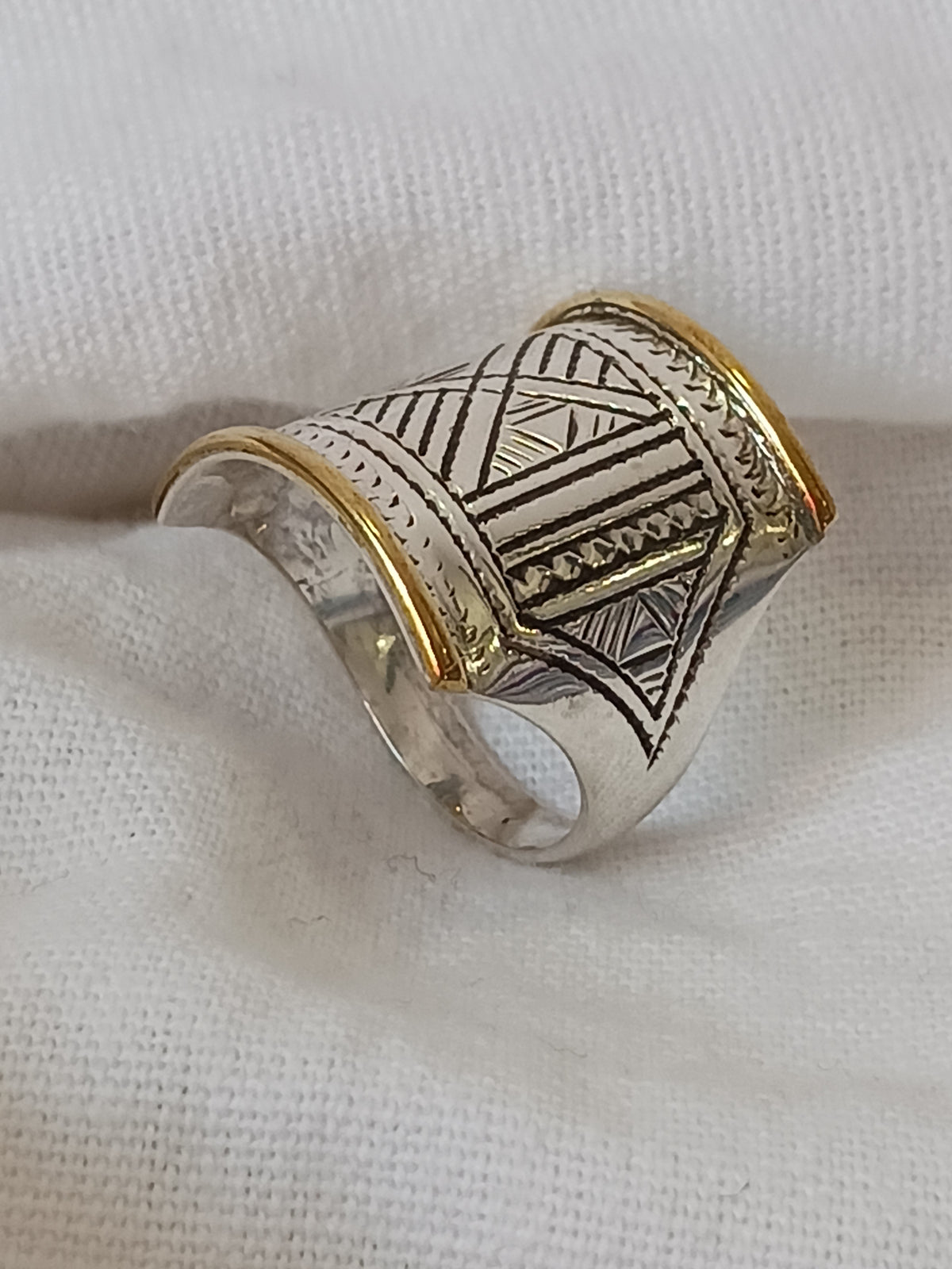 Bague touareg en argent massif