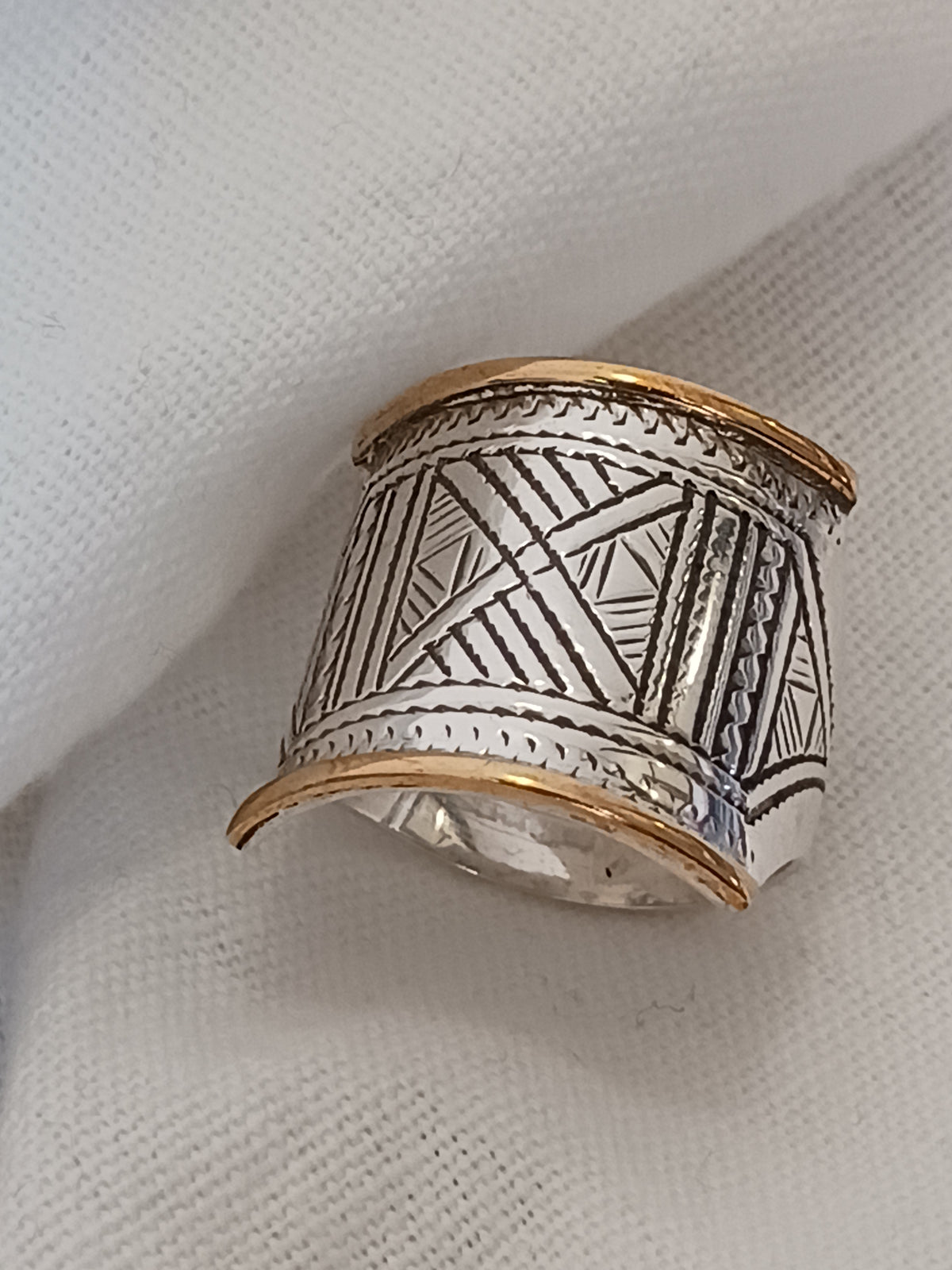 Bague touareg en argent massif