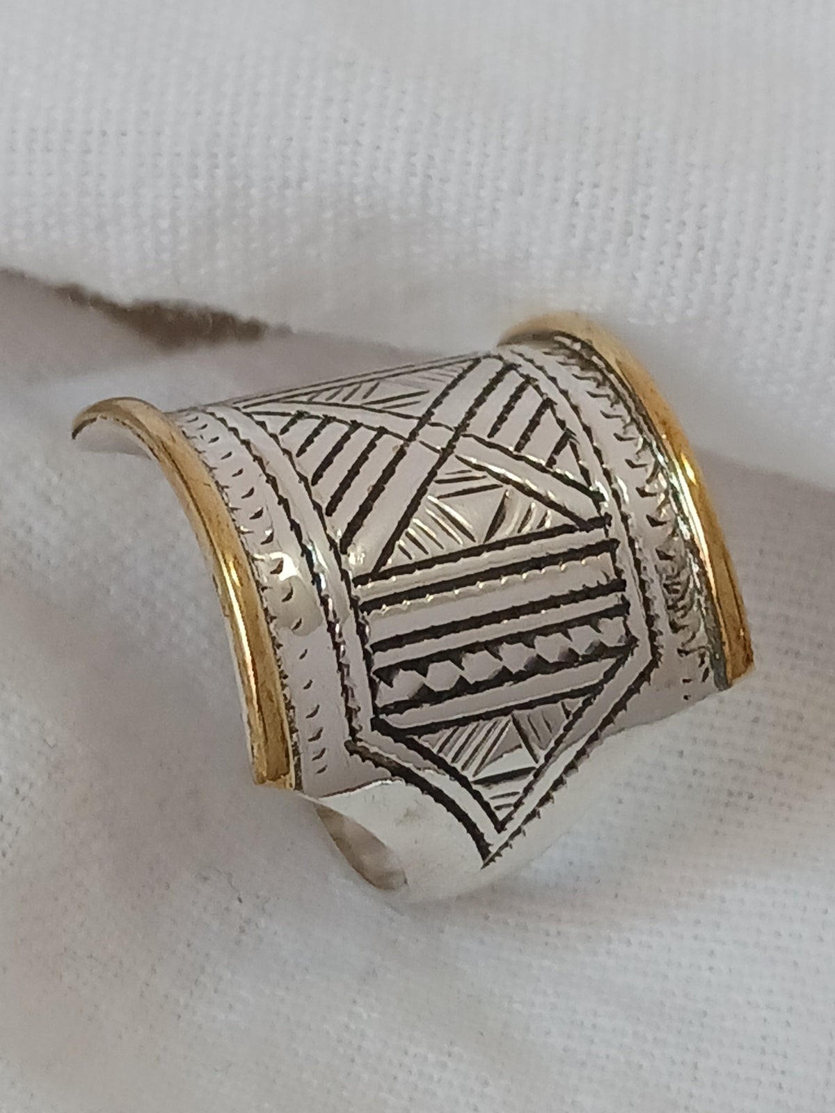 Bague touareg en argent massif