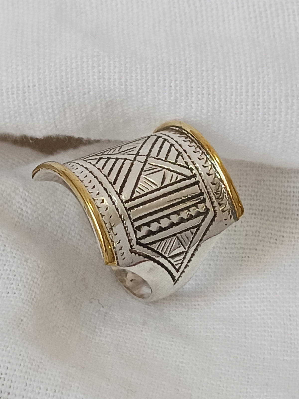 Bague touareg en argent massif