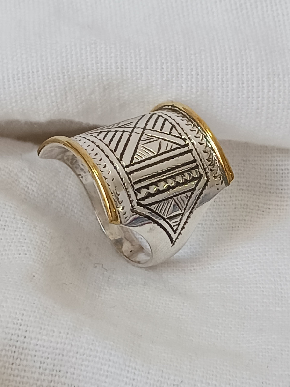 Bague touareg en argent massif