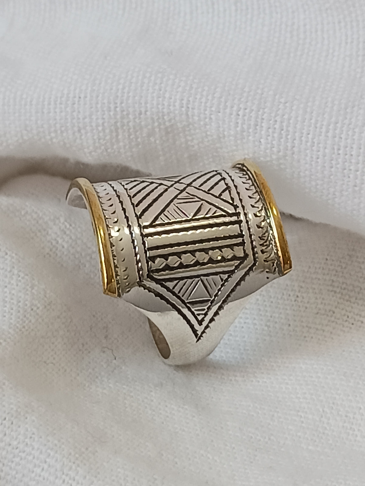 Bague touareg en argent massif
