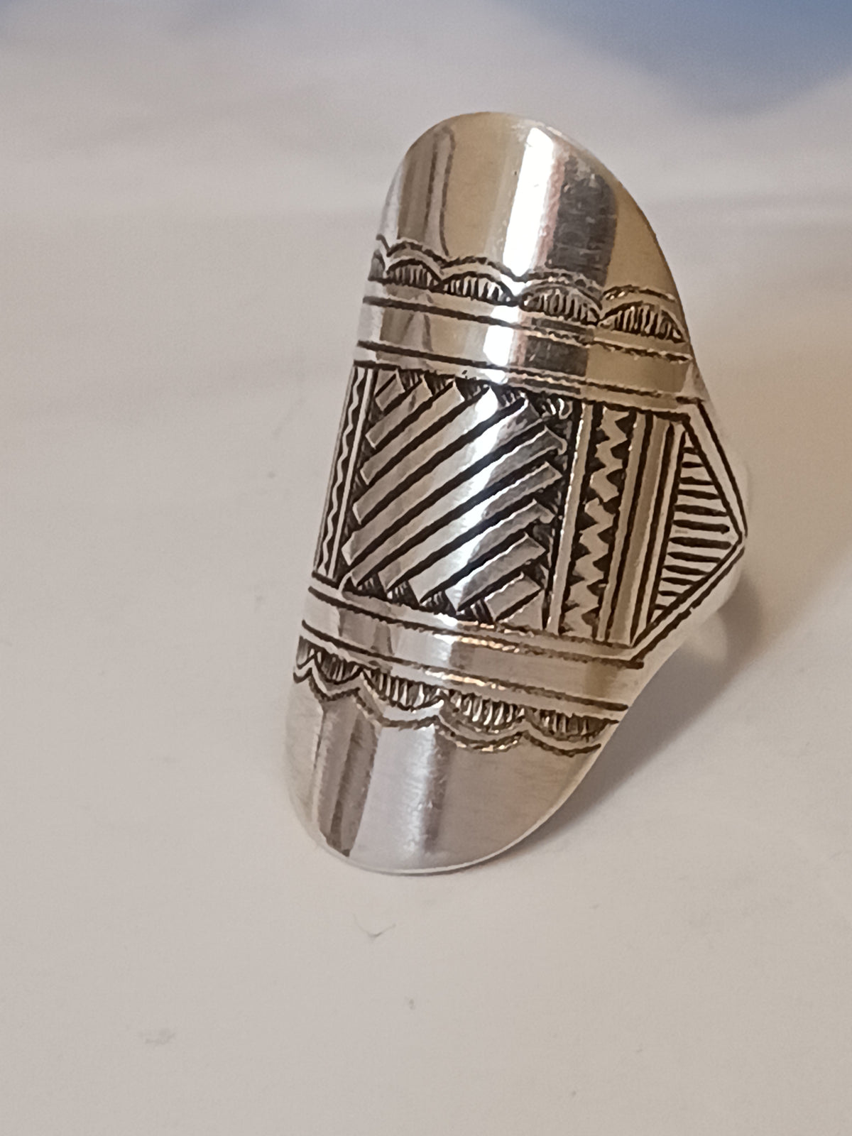 Bague touareg en argent massif