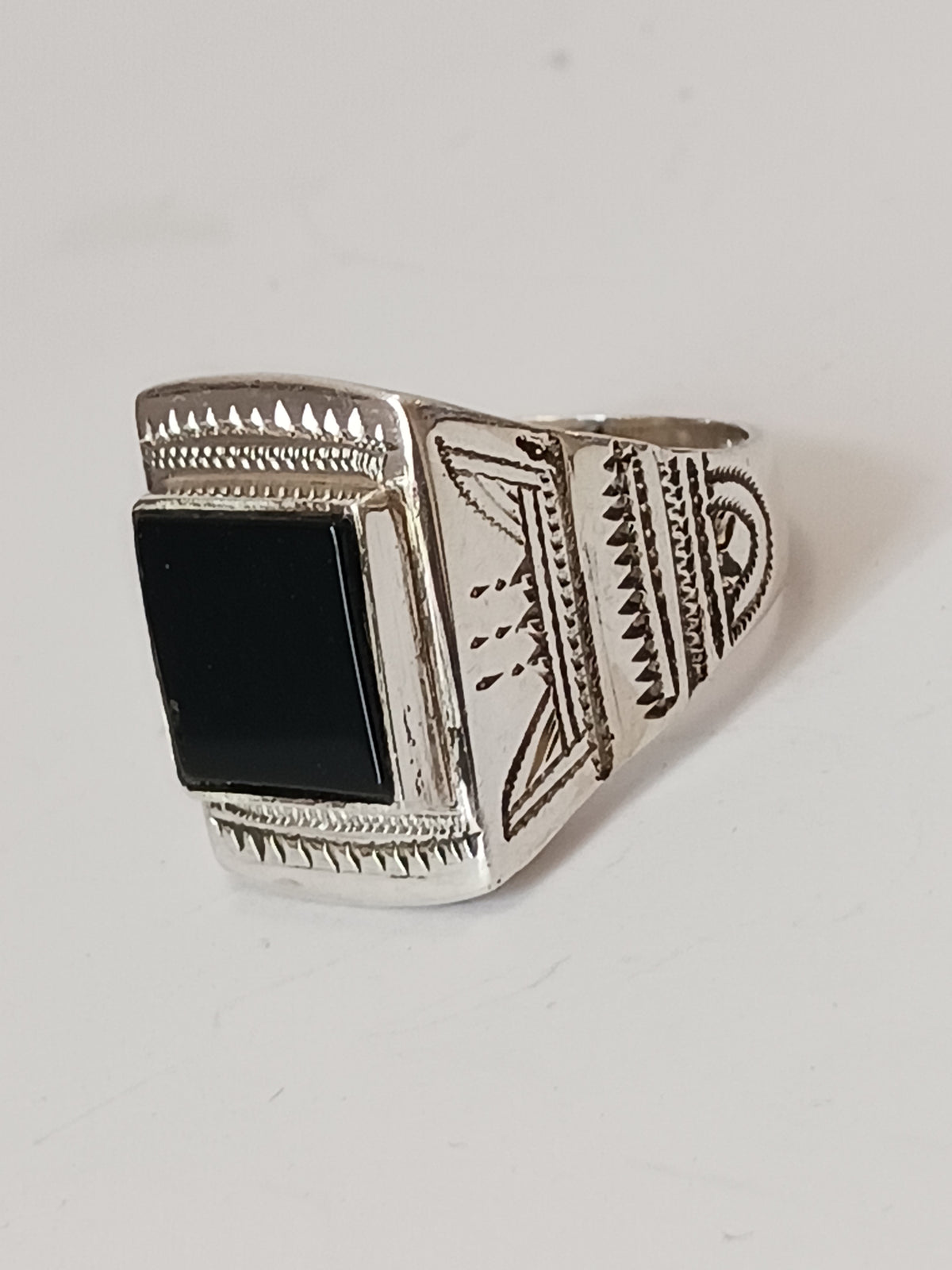 Bague touareg en argent massif